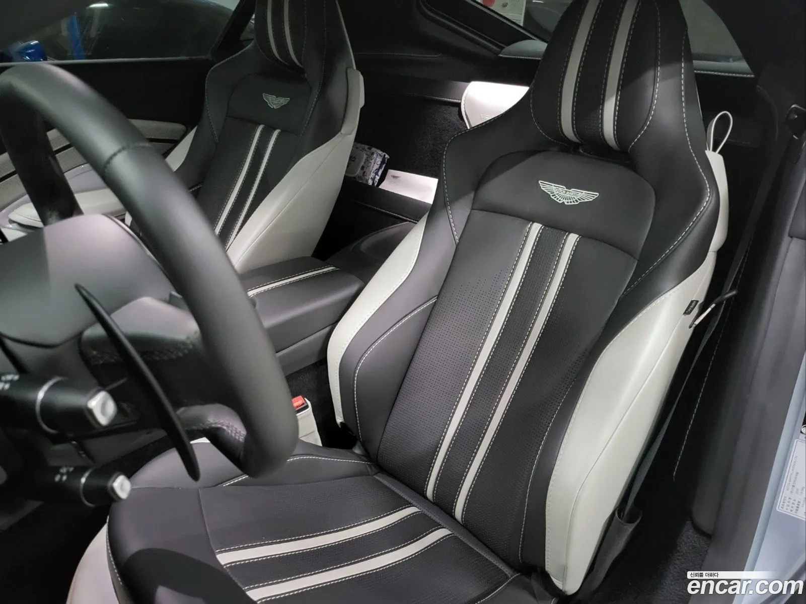 Aston Martin Vantage 2020 — 8