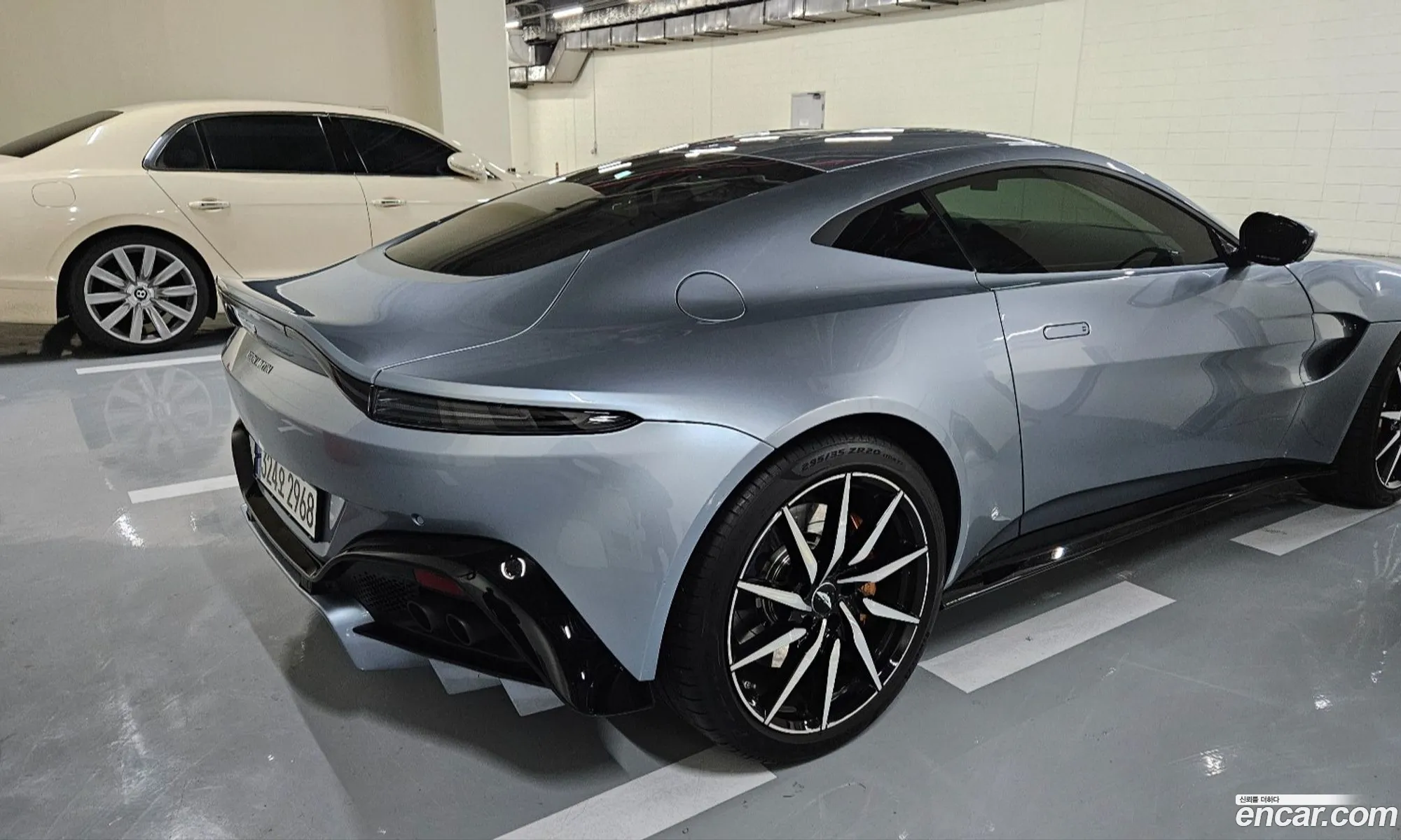 Aston Martin Vantage 2020 — 4