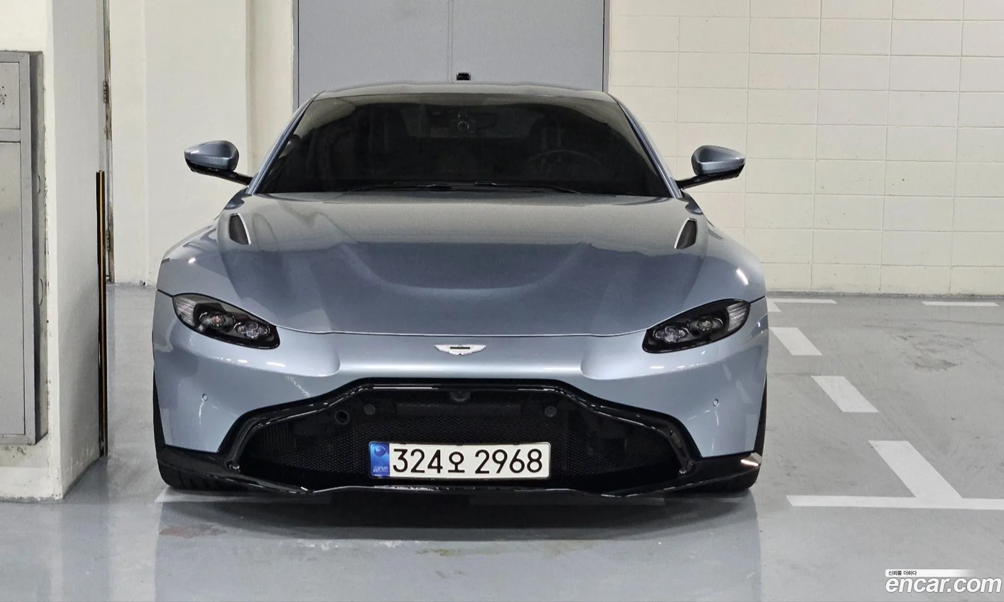 Aston Martin Vantage 2020 — 7