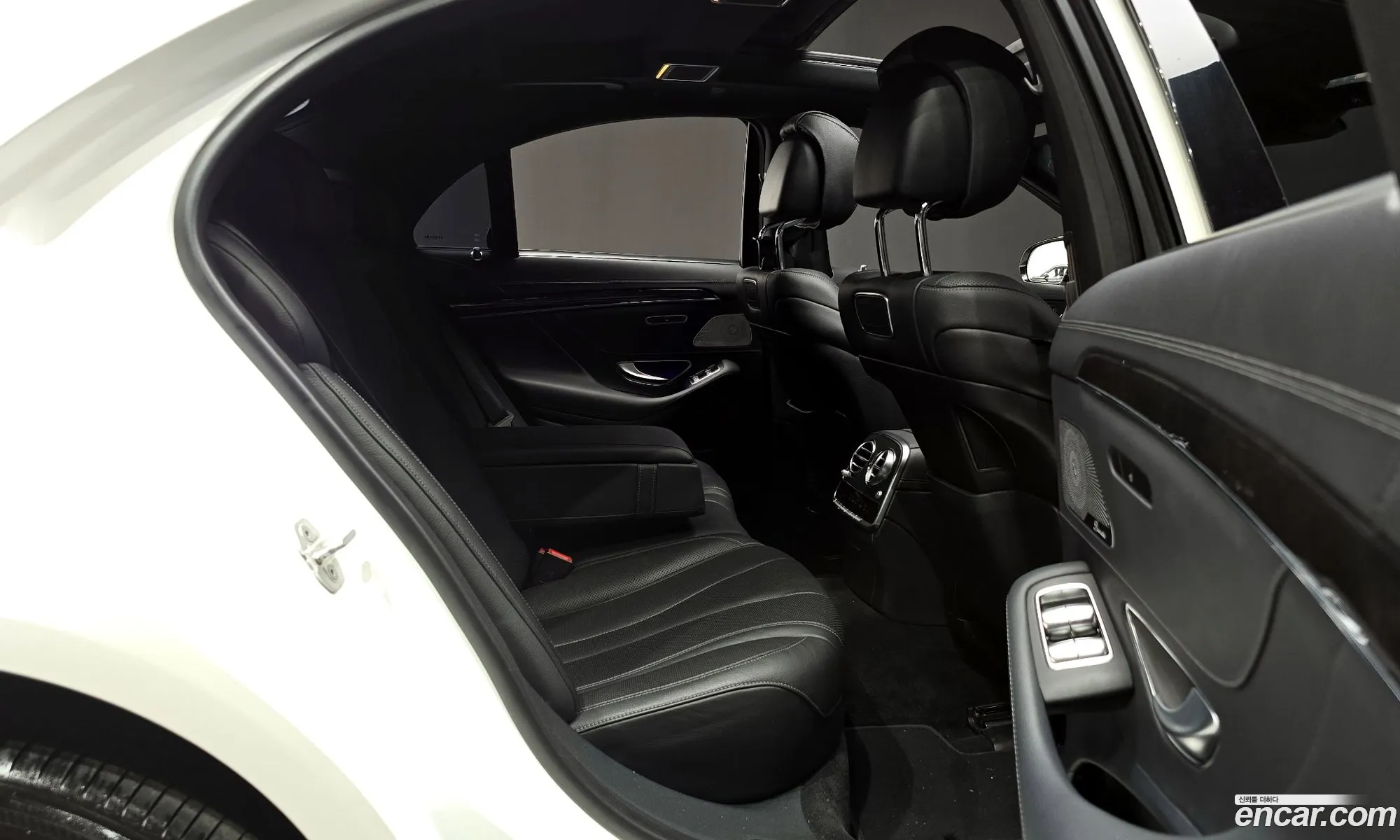 Mercedes-Benz S-Class W222 2017 WDDUF2BB3JA357202 — 3