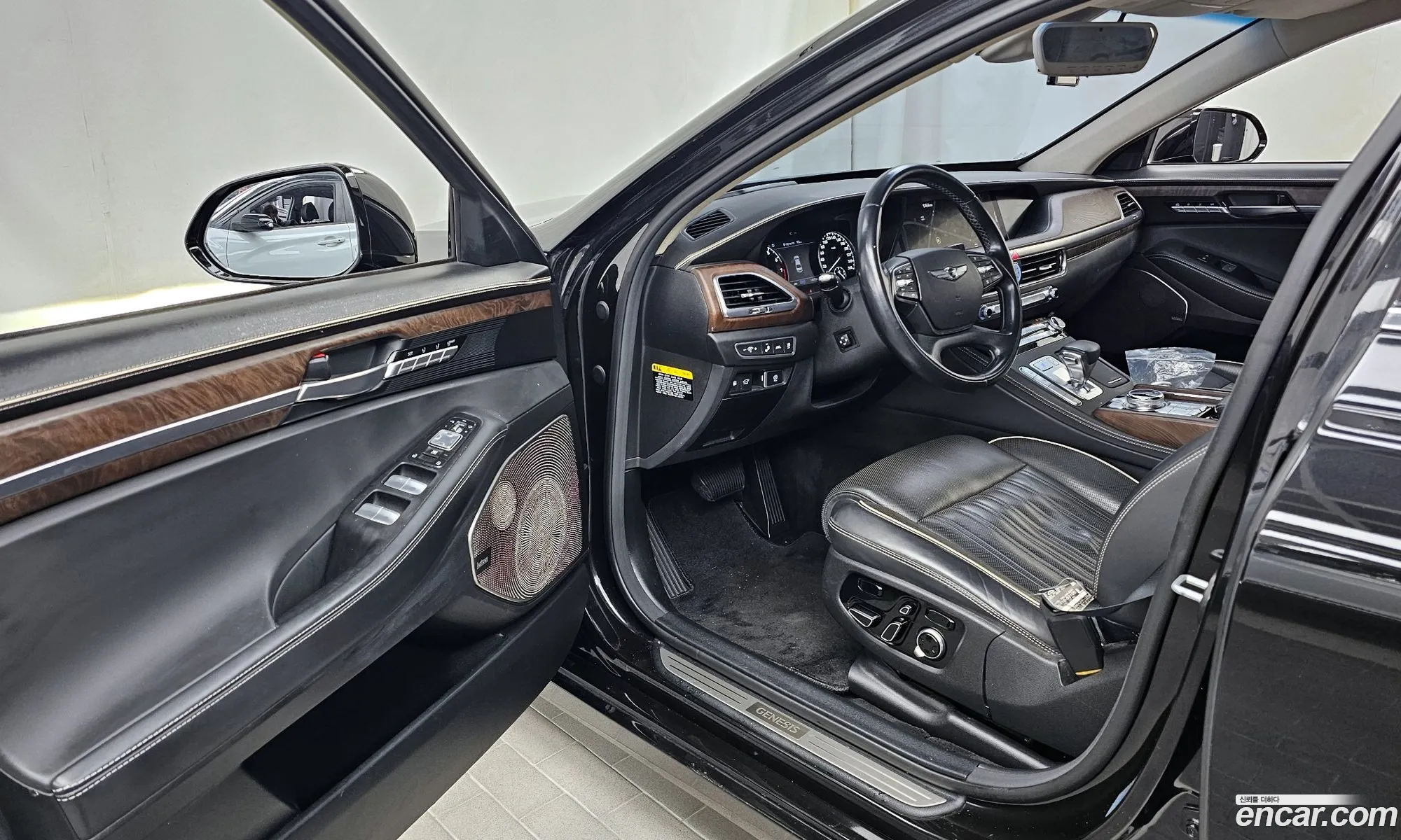 Genesis G90 2018 — 4