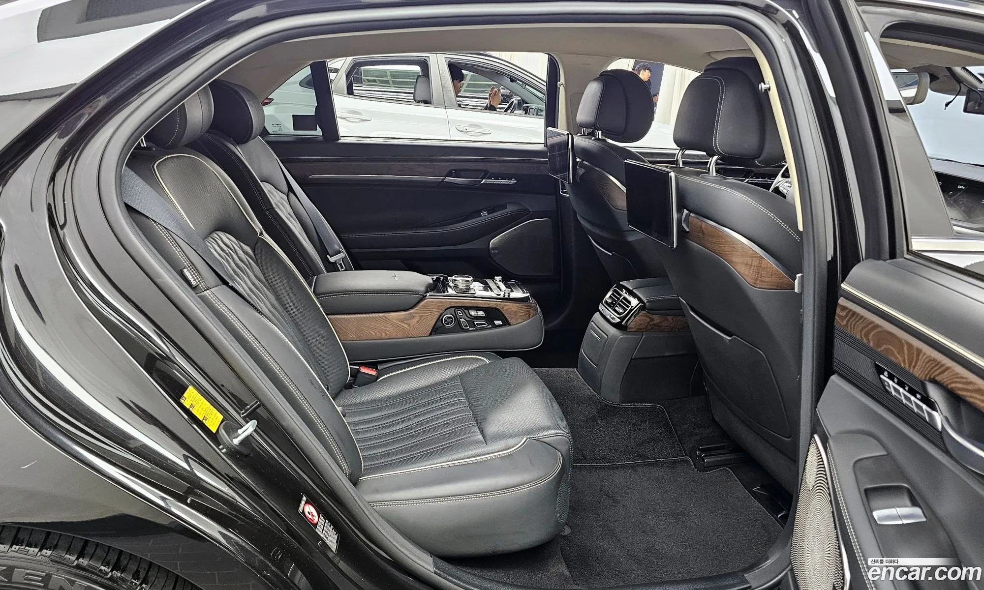 Genesis G90 2018 — 7