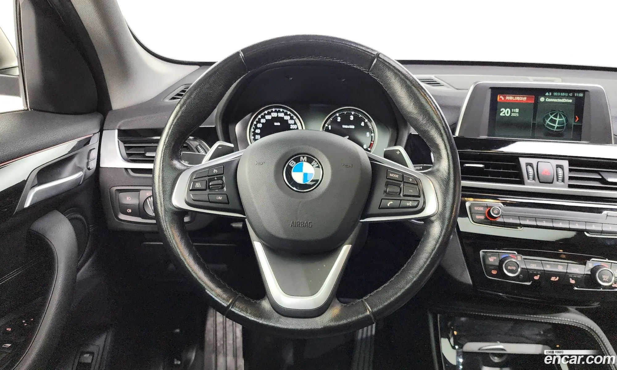 BMW X1 2019 WBAJJ1108K3H48793 — 19