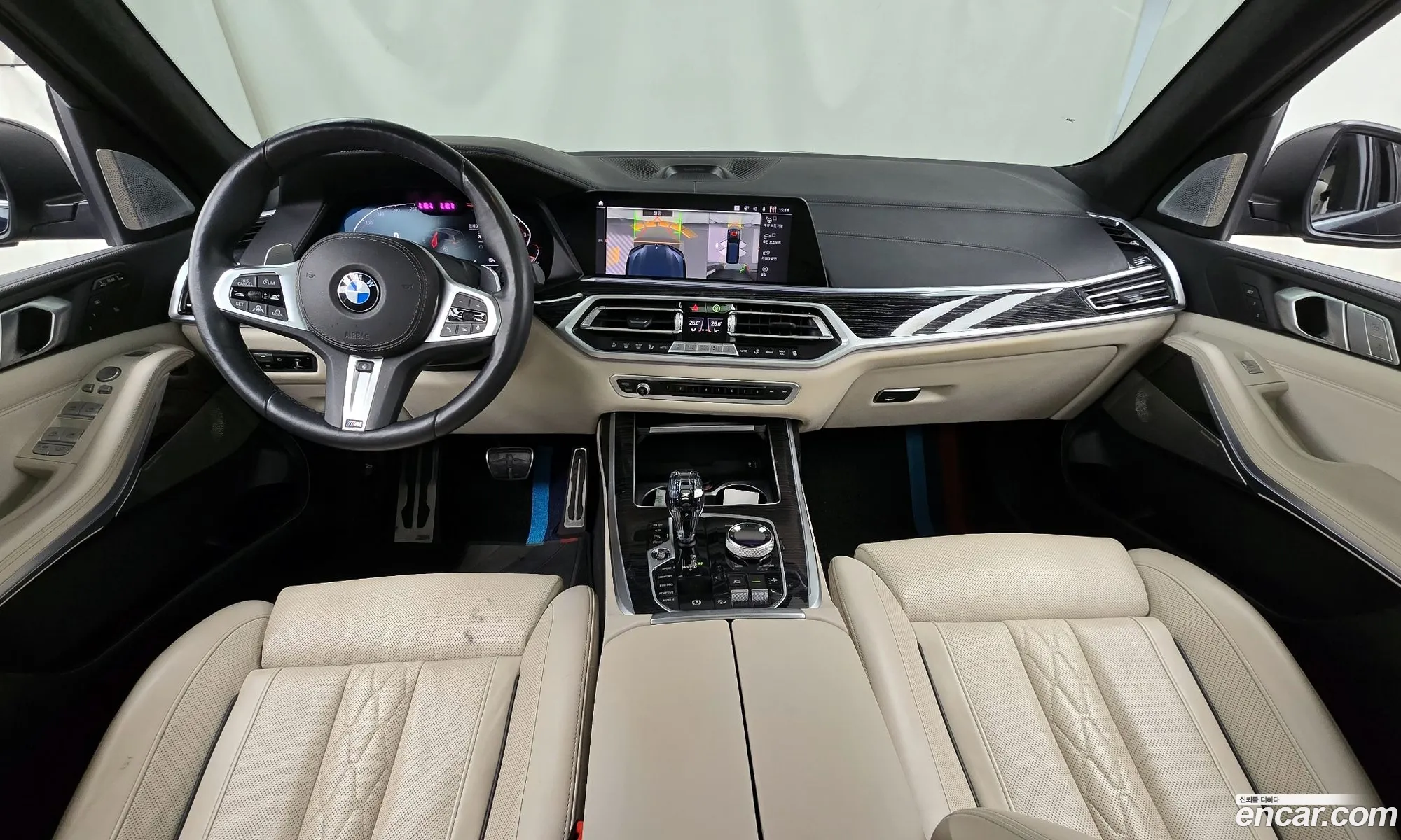BMW X7 2021 — 15