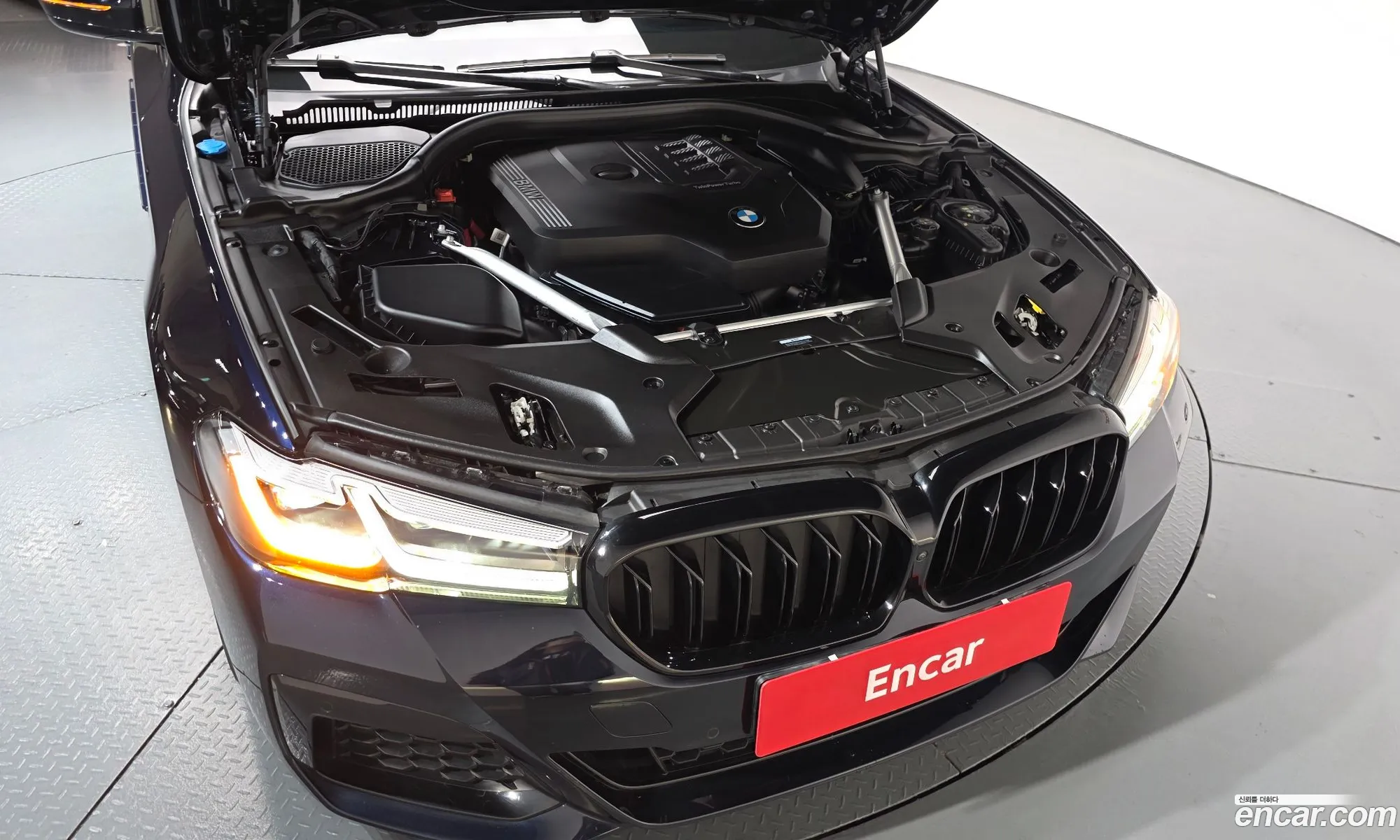 BMW 5 Series 2023 — 2