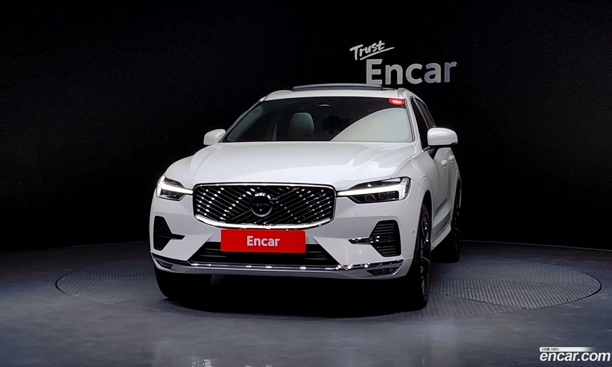 Volvo XC60 2025 — 10