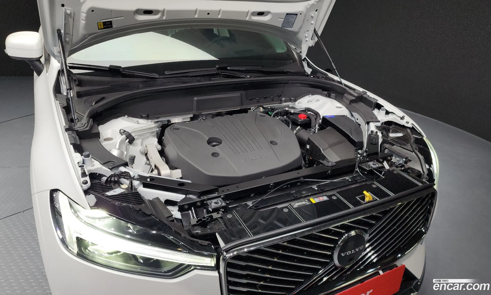 Volvo XC60 2025 — 12