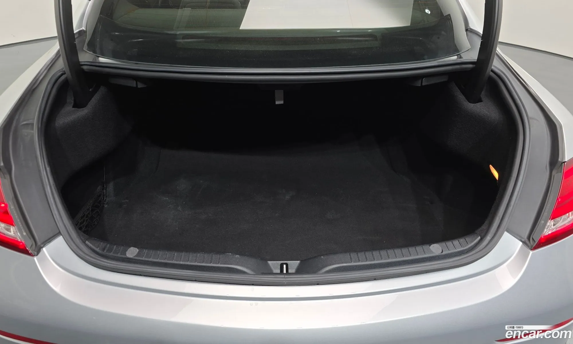 Mercedes-Benz C-Class W205 2016 — 14