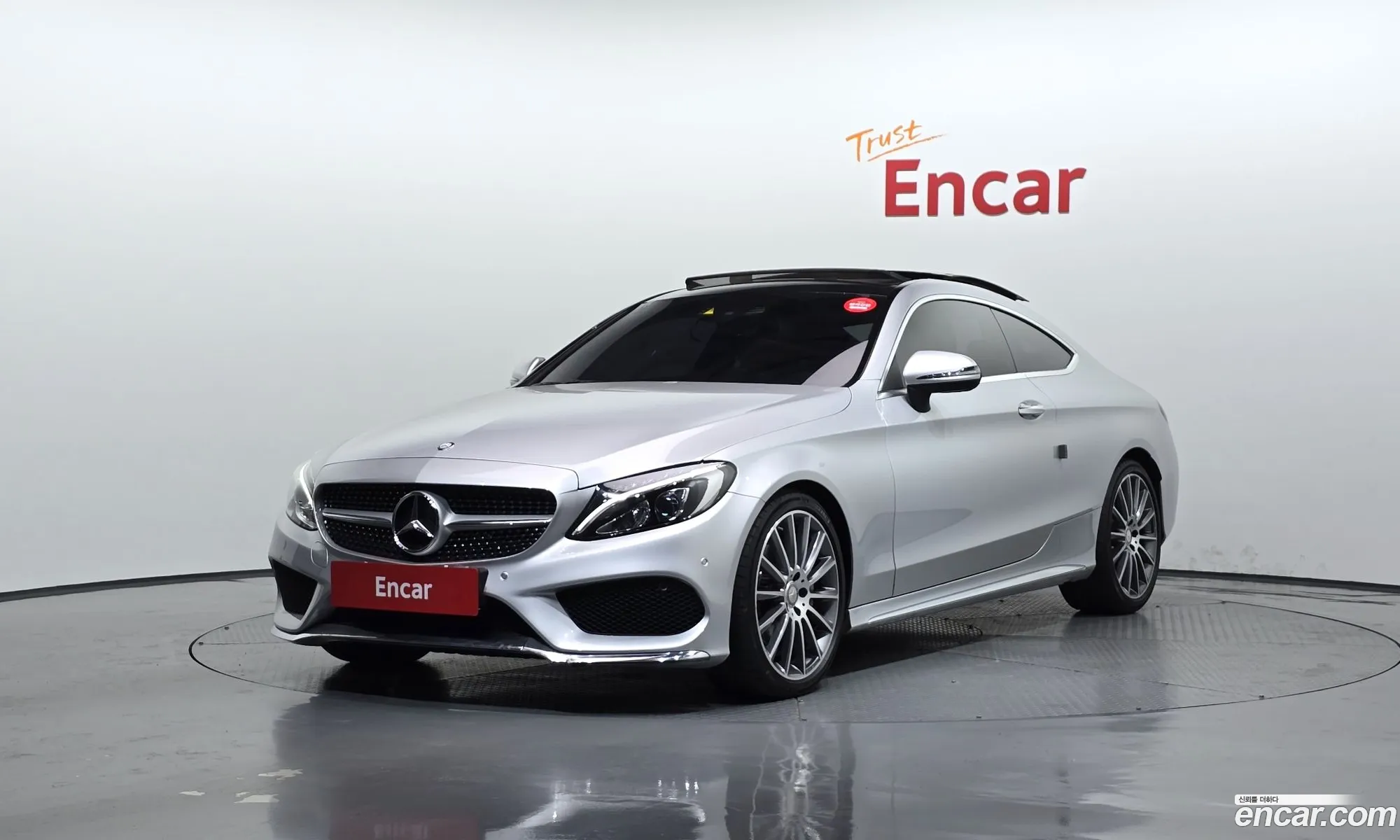 Mercedes-Benz C-Class W205 2016 — 17