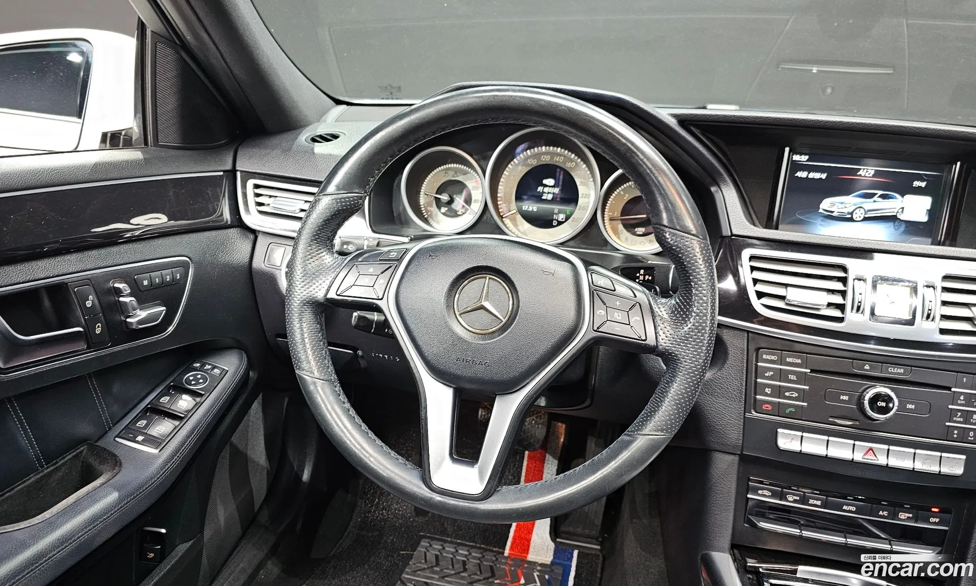 Mercedes-Benz E-Class W212 2015 — 12