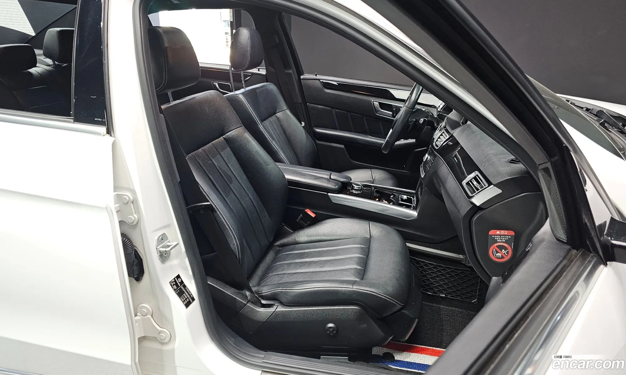Mercedes-Benz E-Class W212 2015 — 16