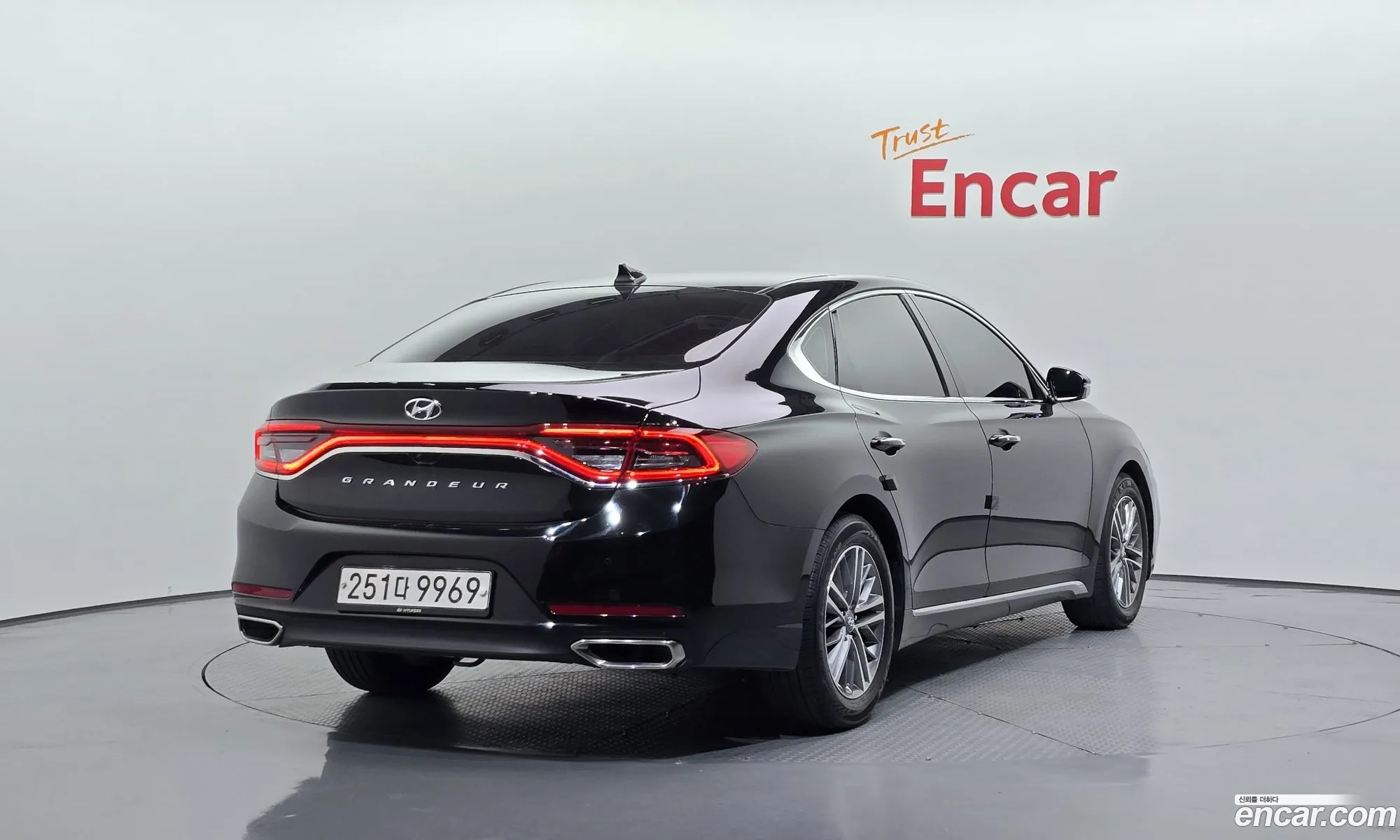 Hyundai Grandeur IG 2019 — 3