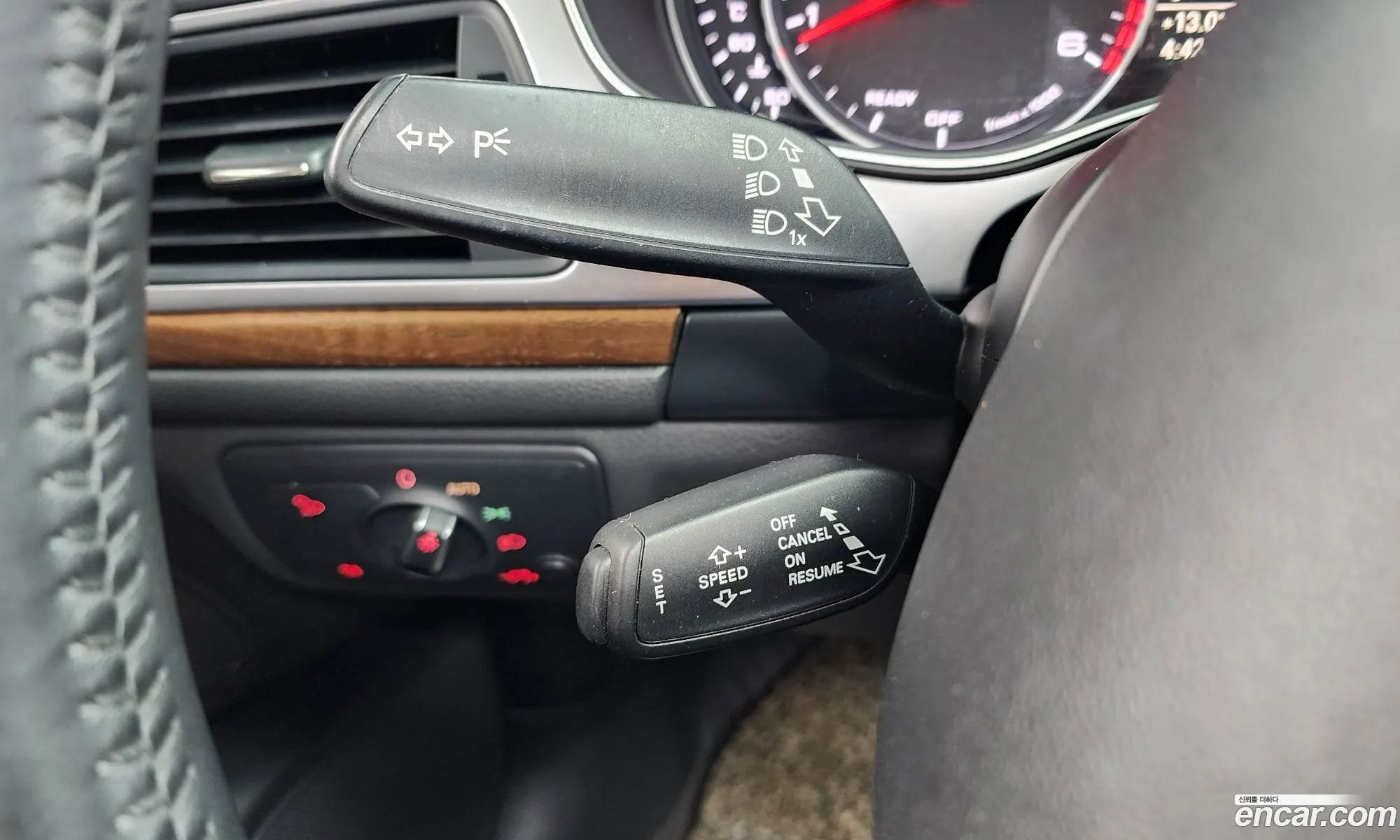 Audi A6 2015 — 12