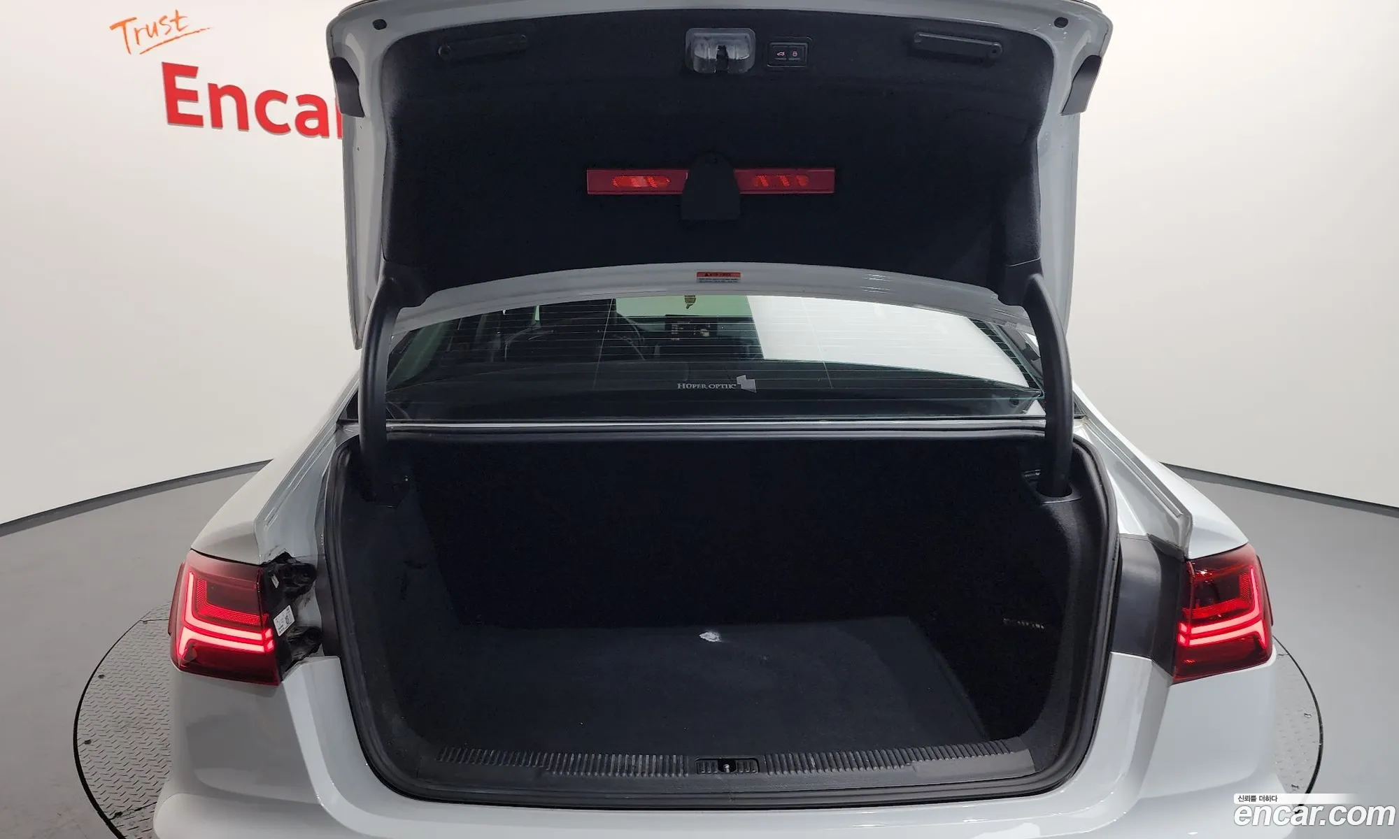 Audi A6 2015 — 19