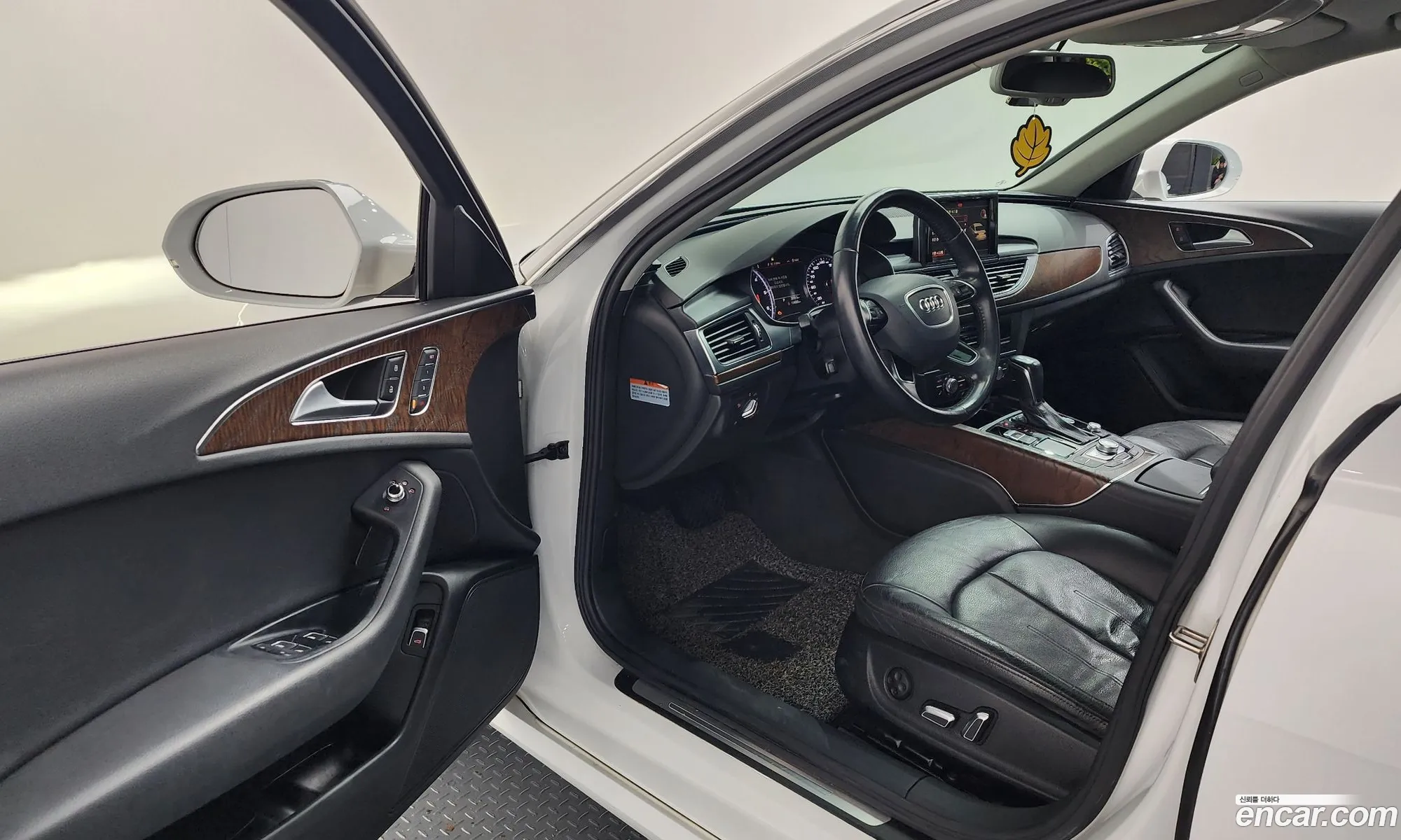 Audi A6 2015 — 15