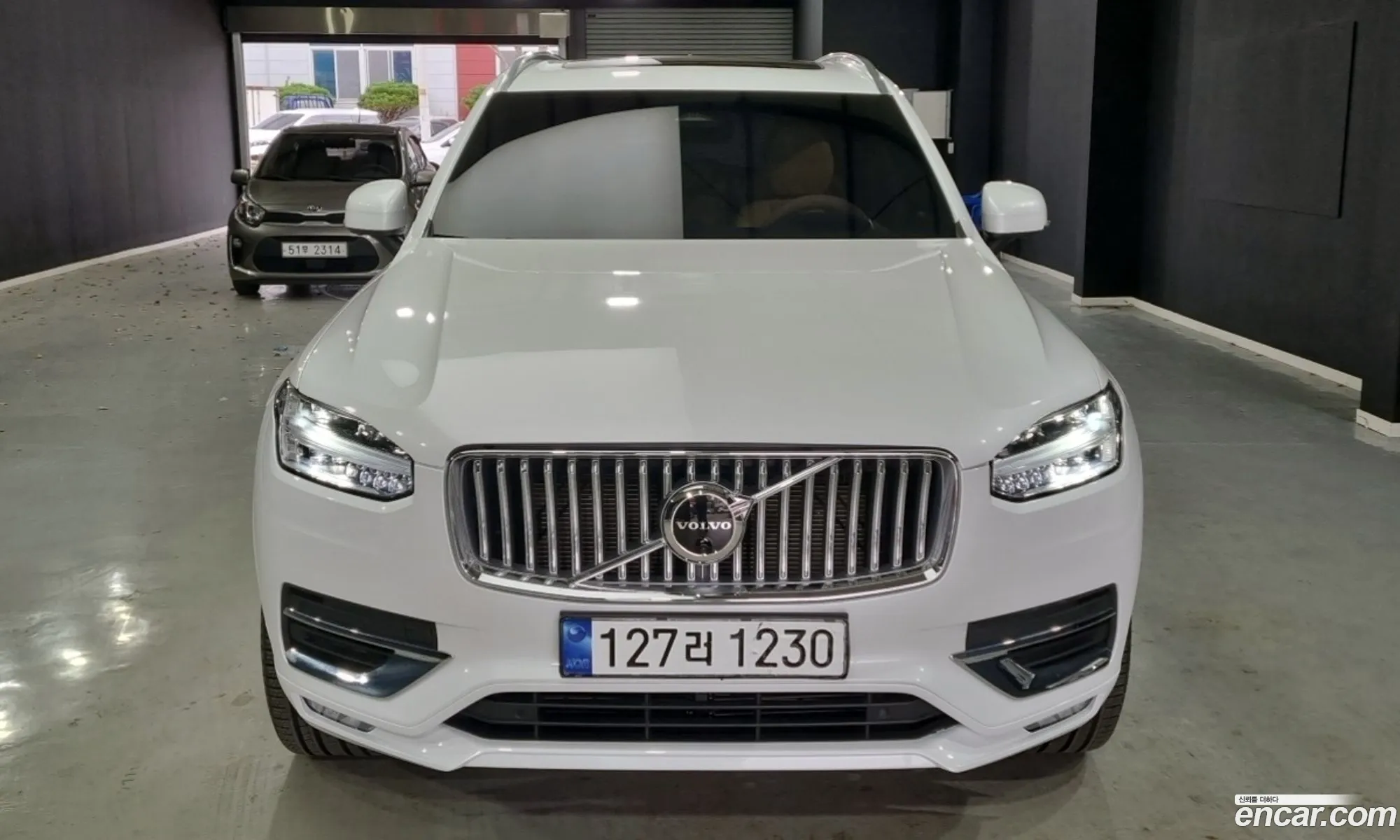 Volvo XC90 2023 — 2