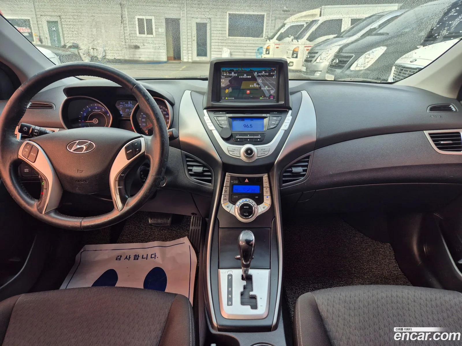Hyundai Elantra MD 2010 — 13