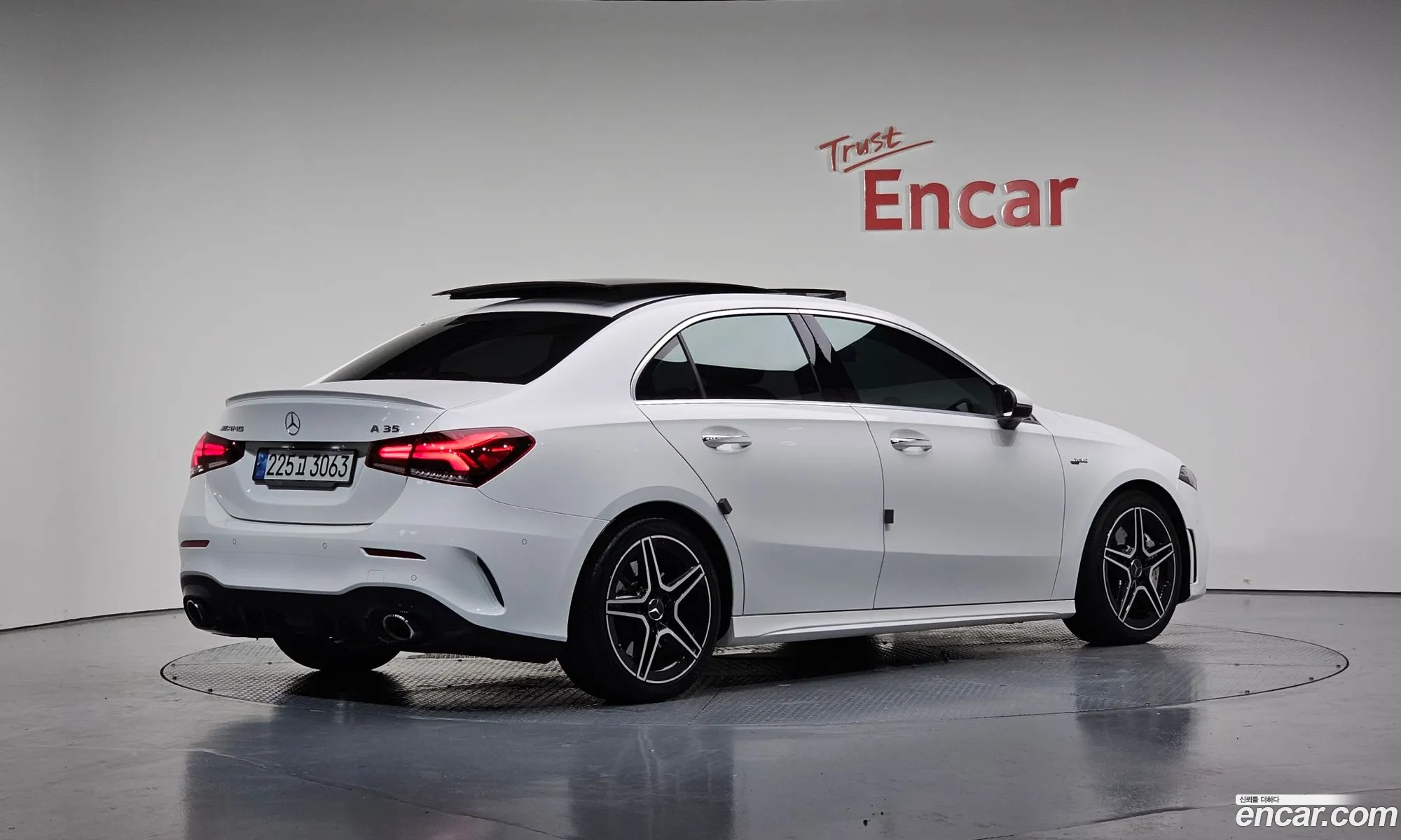 Mercedes-Benz A-Class W177 2020 — 15