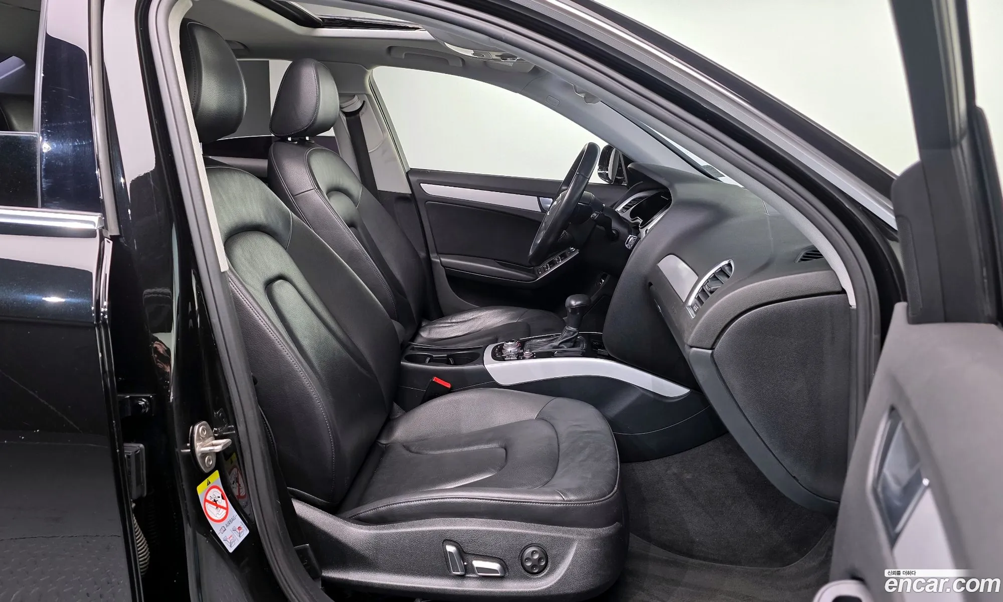 Audi A4 2015 WAUZZZ8K2FN031265 — 3