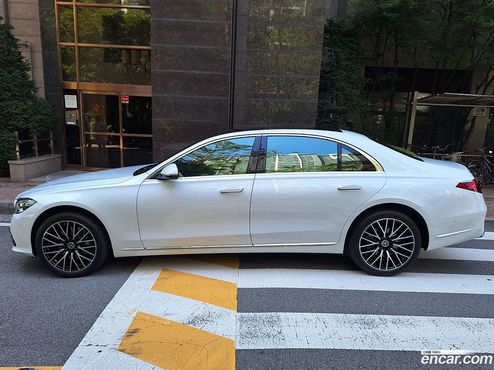Mercedes-Benz S-Class W223 2025 — 6