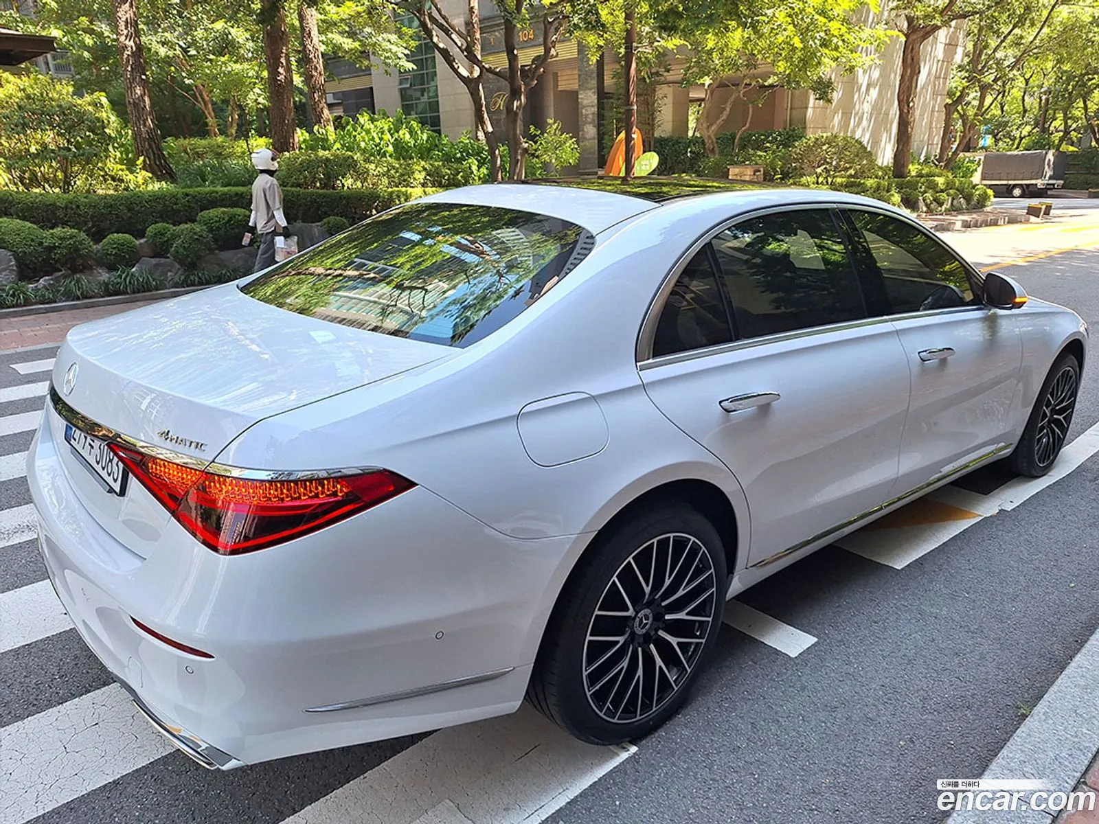 Mercedes-Benz S-Class W223 2025 — 12