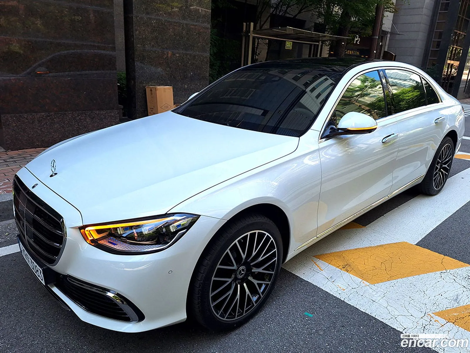 Mercedes-Benz S-Class W223 2025 — 13