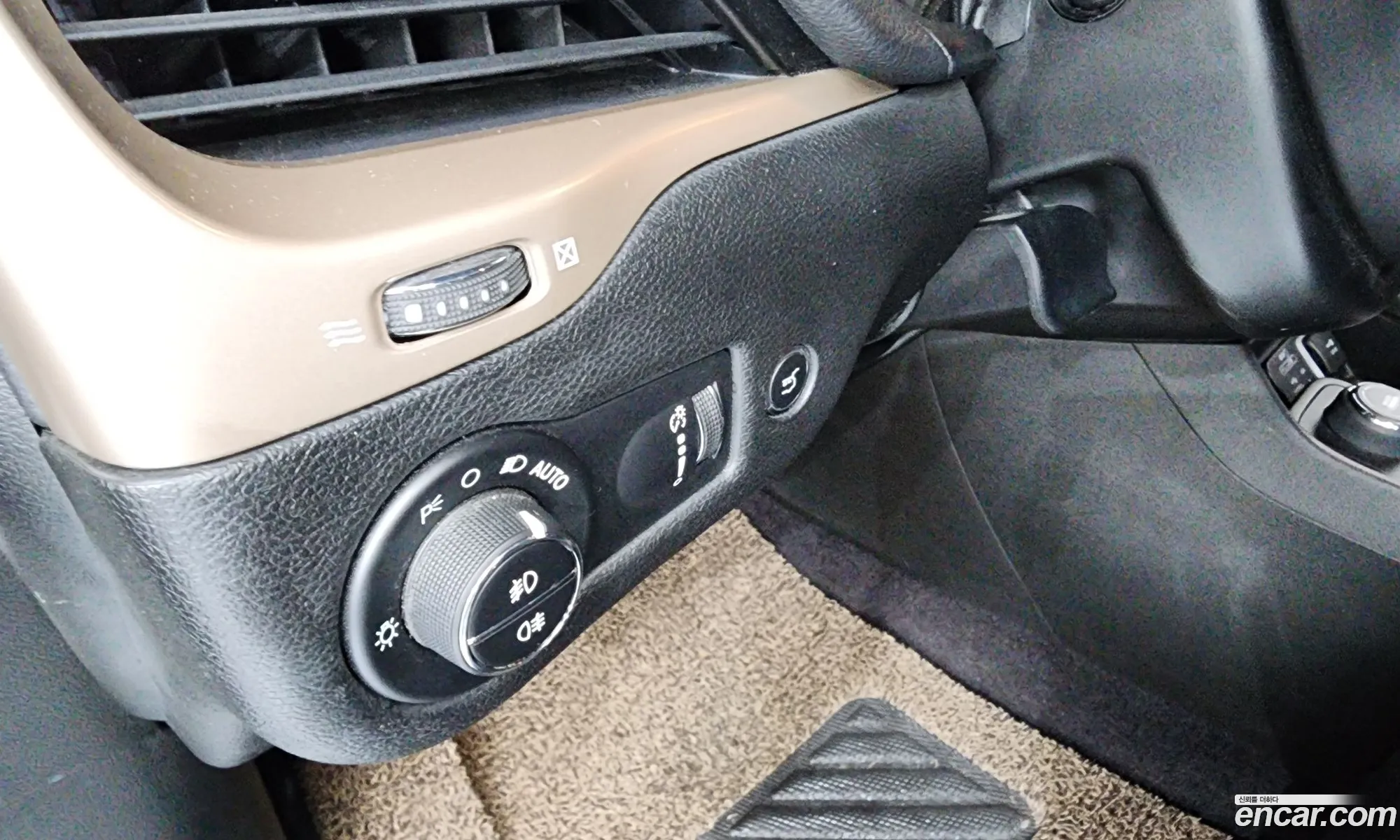 Jeep Cherokee 2016 1C4PJMCB8GW378879 — 14