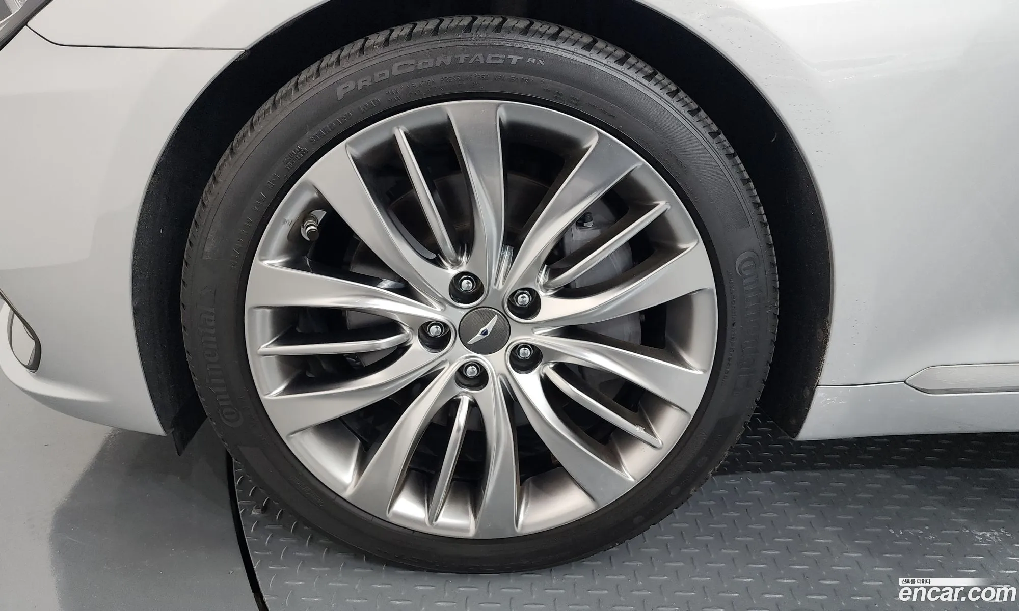 Genesis G80 2019 — 4