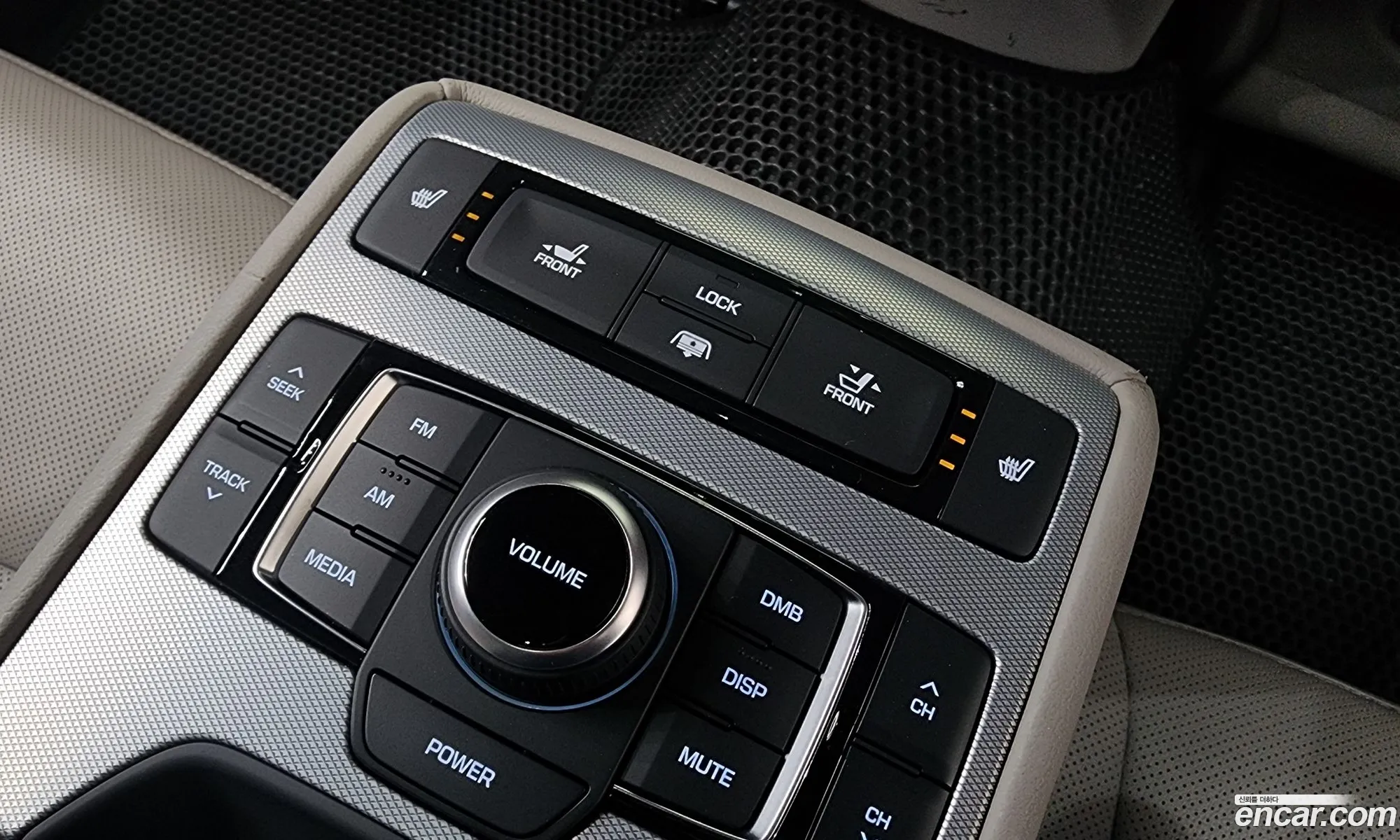 Genesis G80 2019 — 15