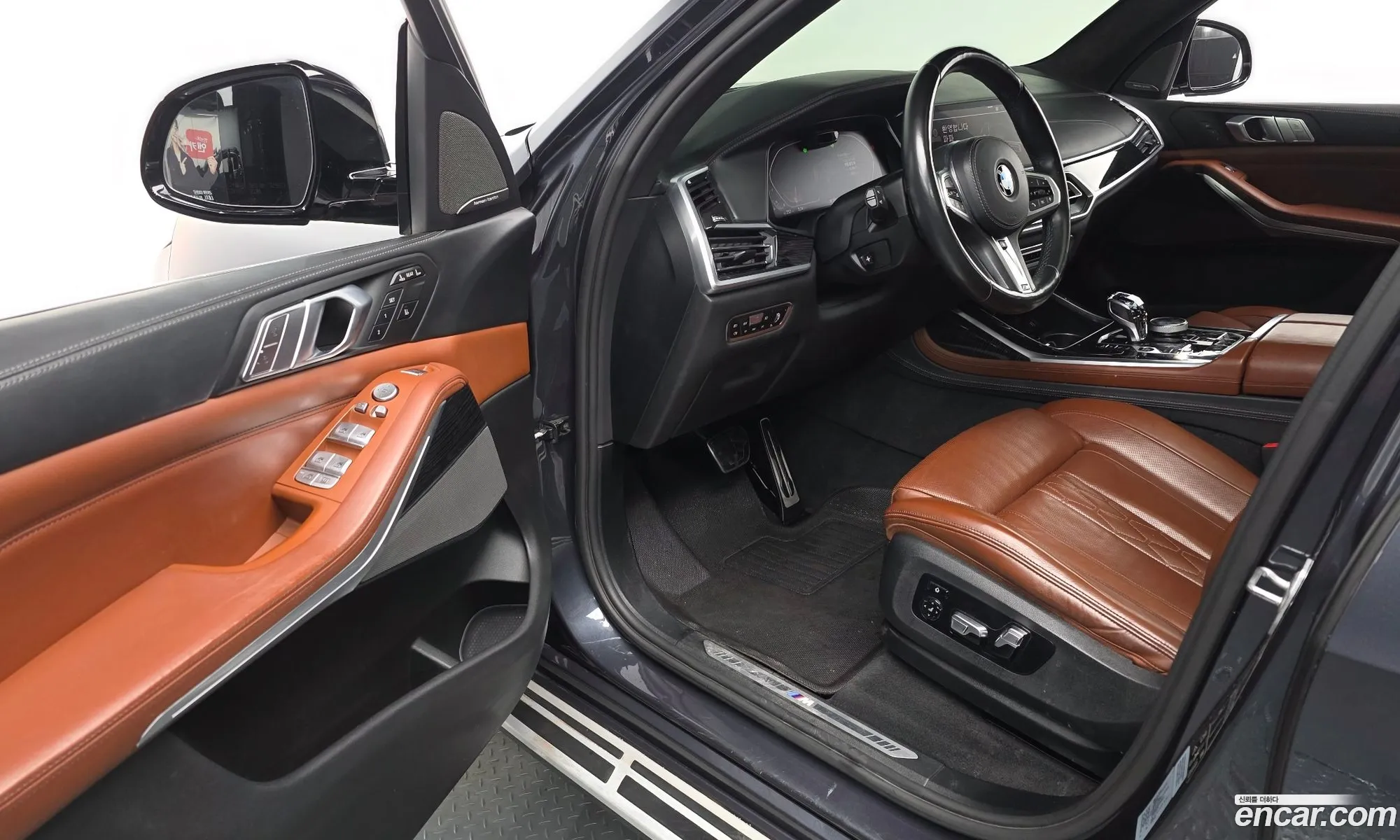BMW X7 2020 — 14