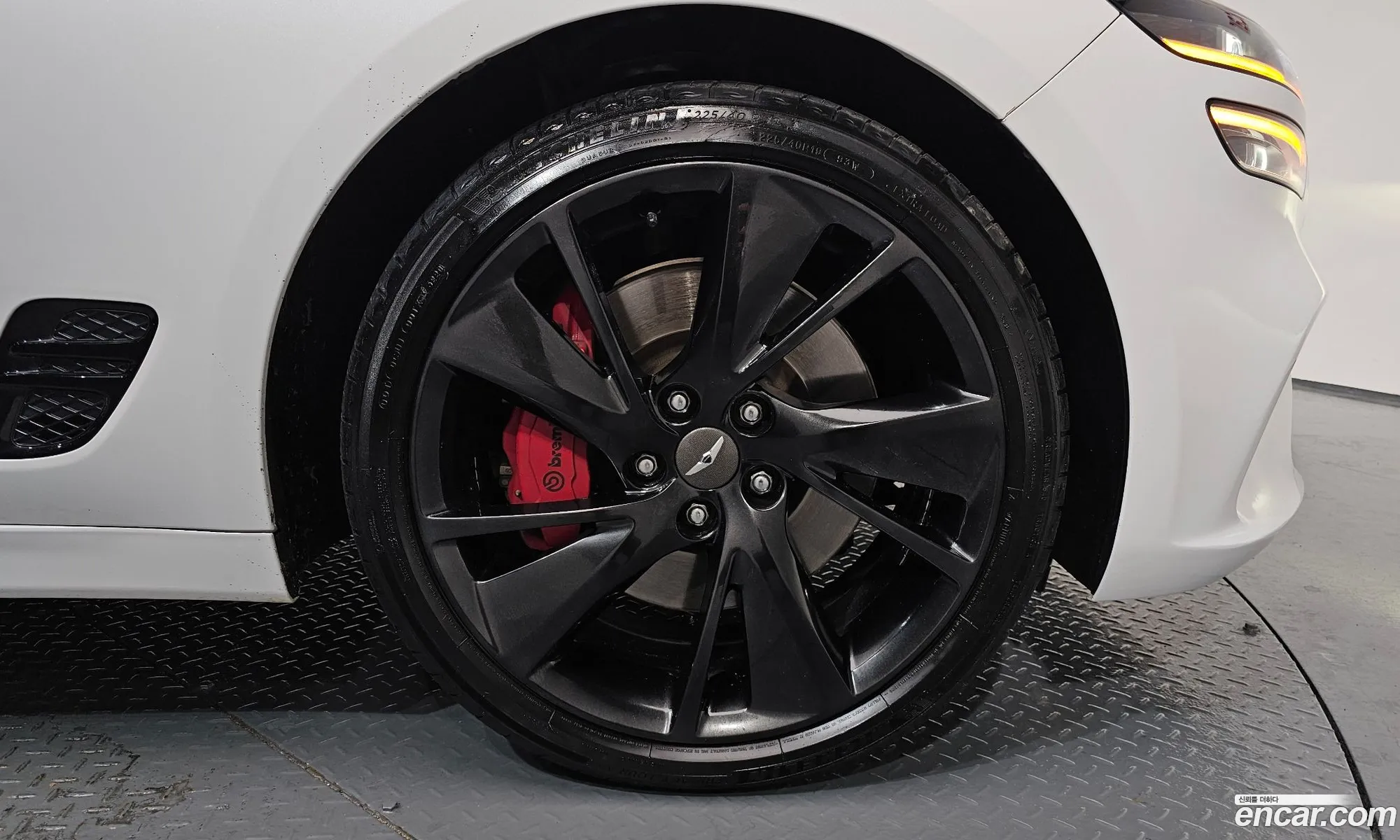 Genesis G70 2021 — 13