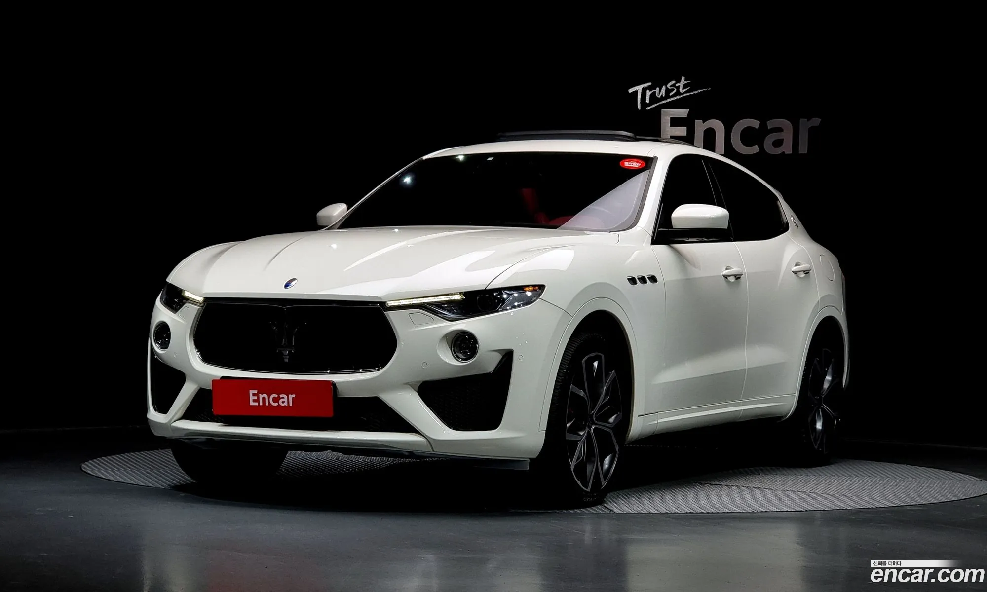 Maserati Levante 2018 ZN661ZUG2KX308038 — 19