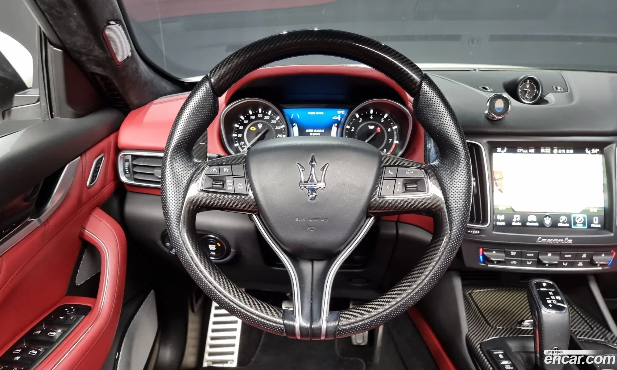 Maserati Levante 2018 ZN661ZUG2KX308038 — 12