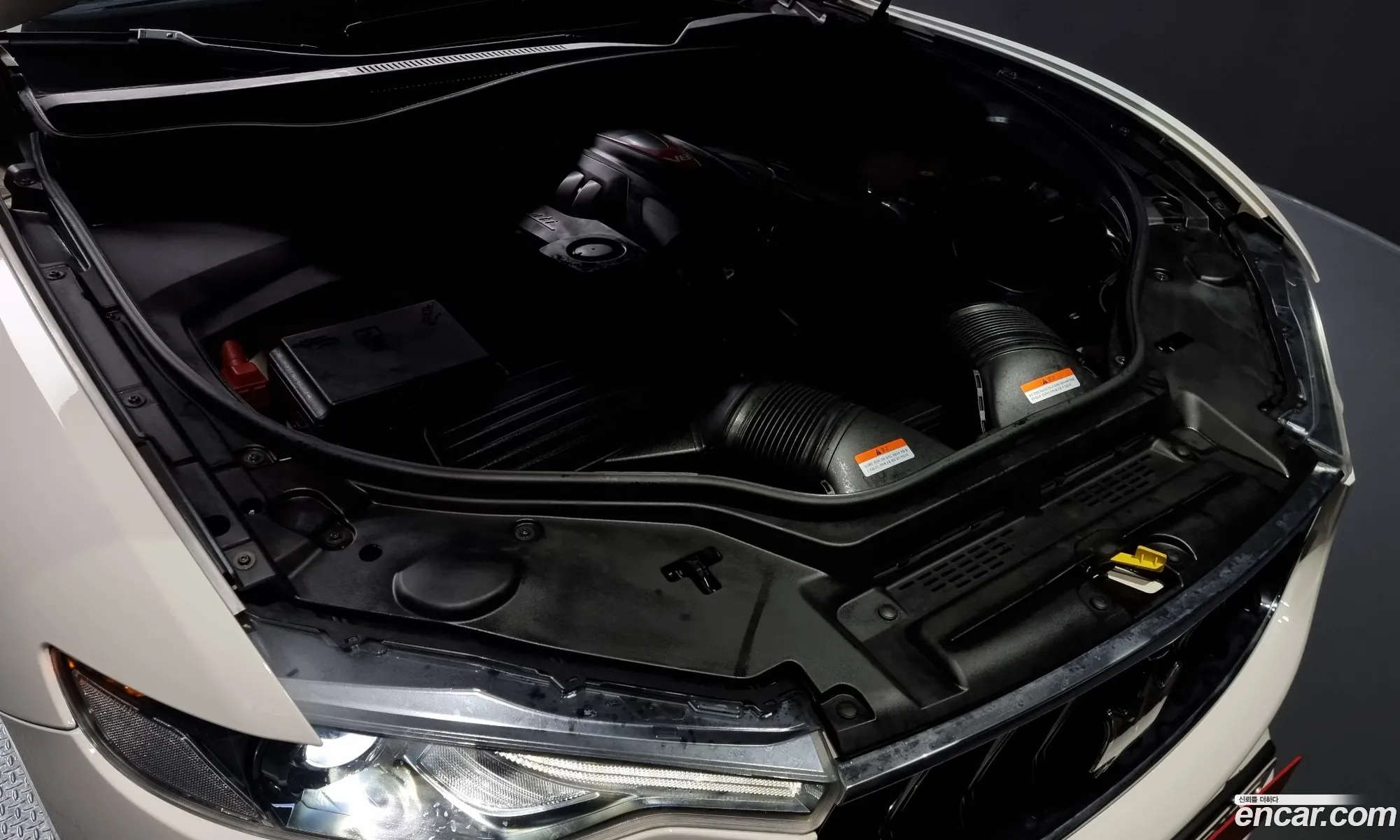 Maserati Levante 2018 ZN661ZUG2KX308038 — 6