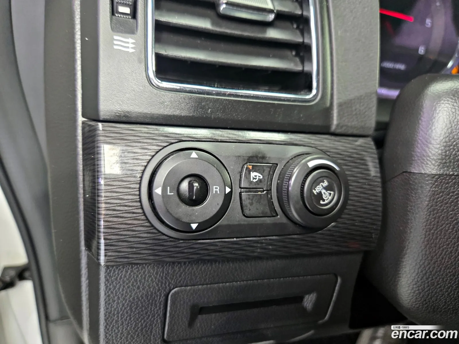 Chevrolet (GM Daewoo) Captiva 2013 — 2