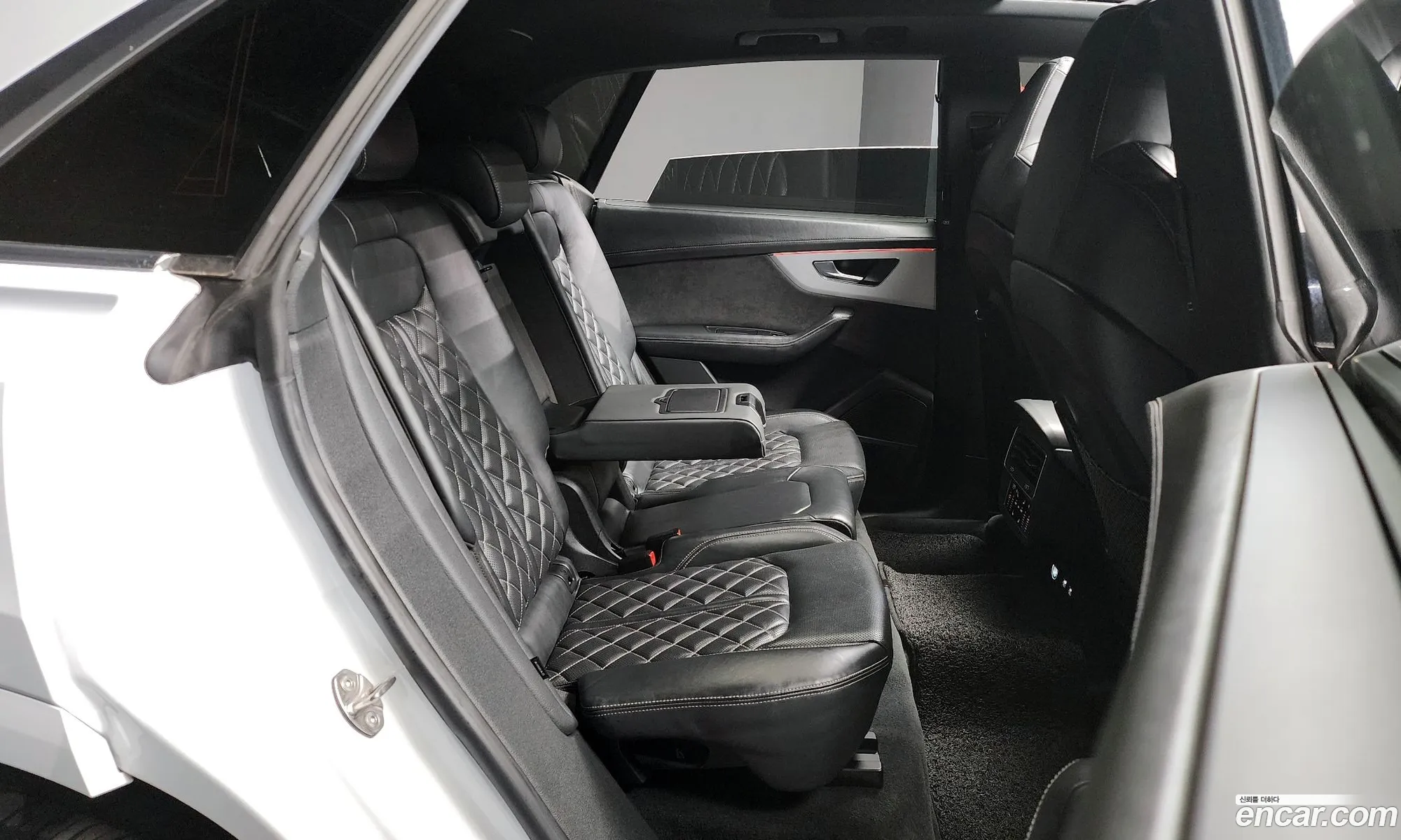 Audi Q8 2020 — 3