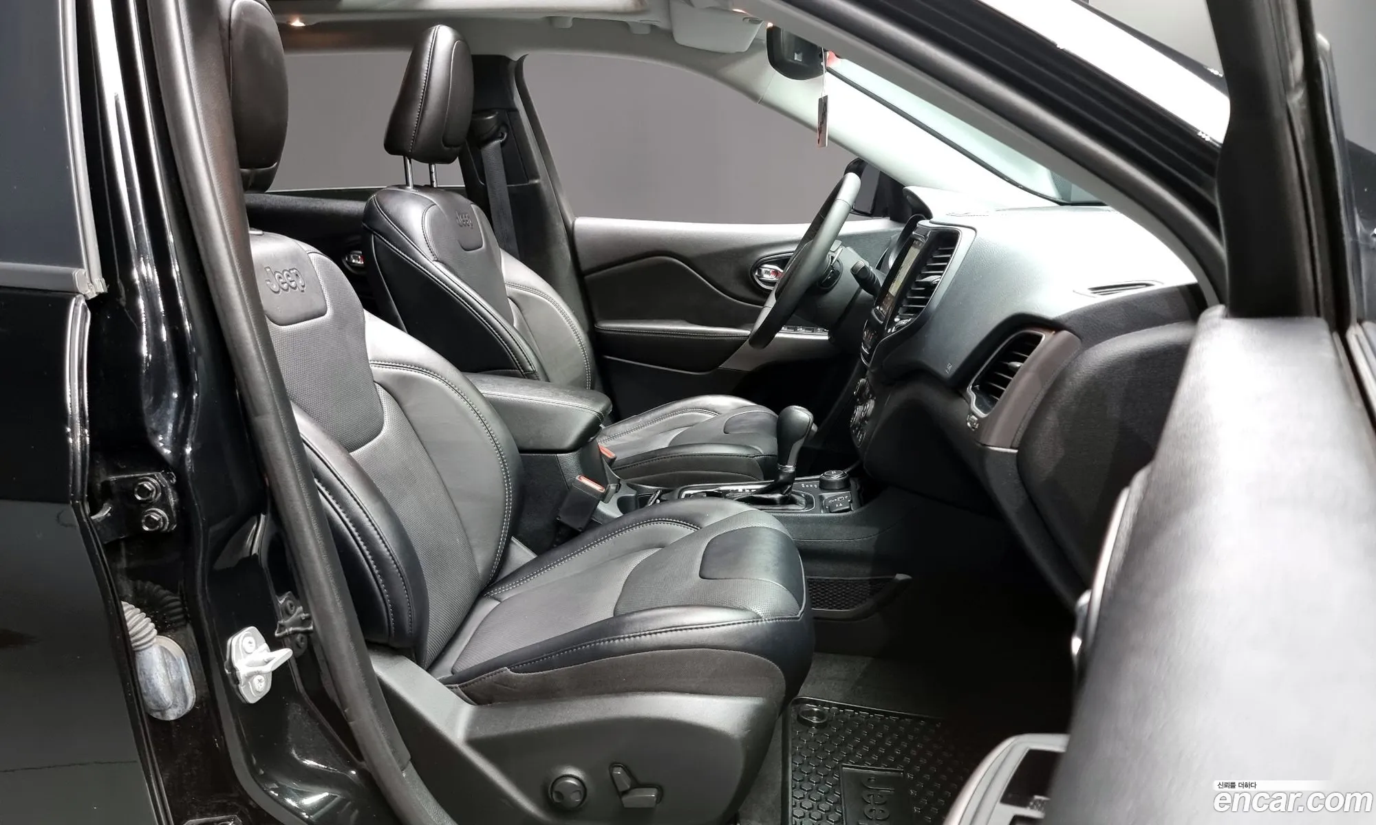 Jeep Cherokee 2022 — 13