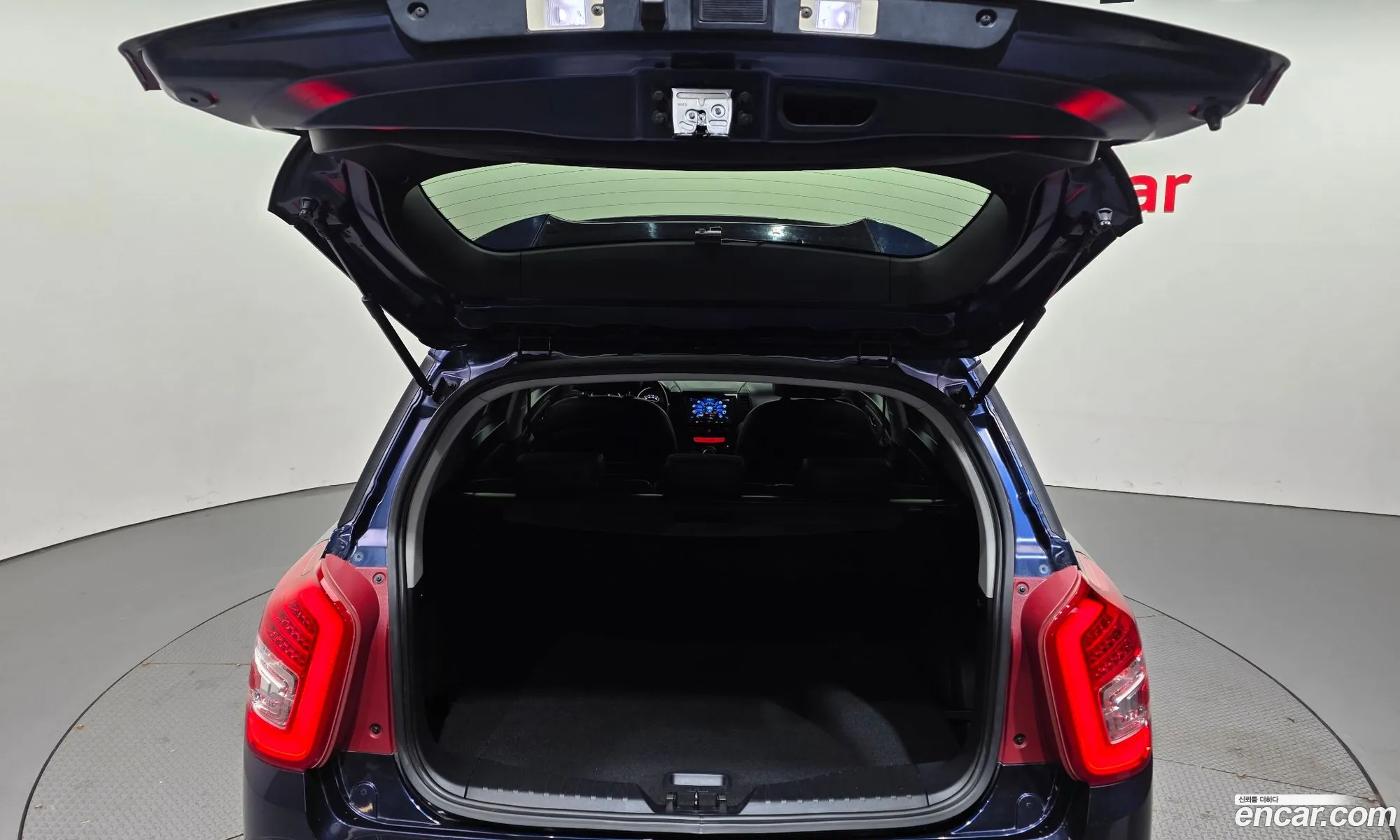 KG Mobility (SsangYong) Tivoli Air 2016 — 17