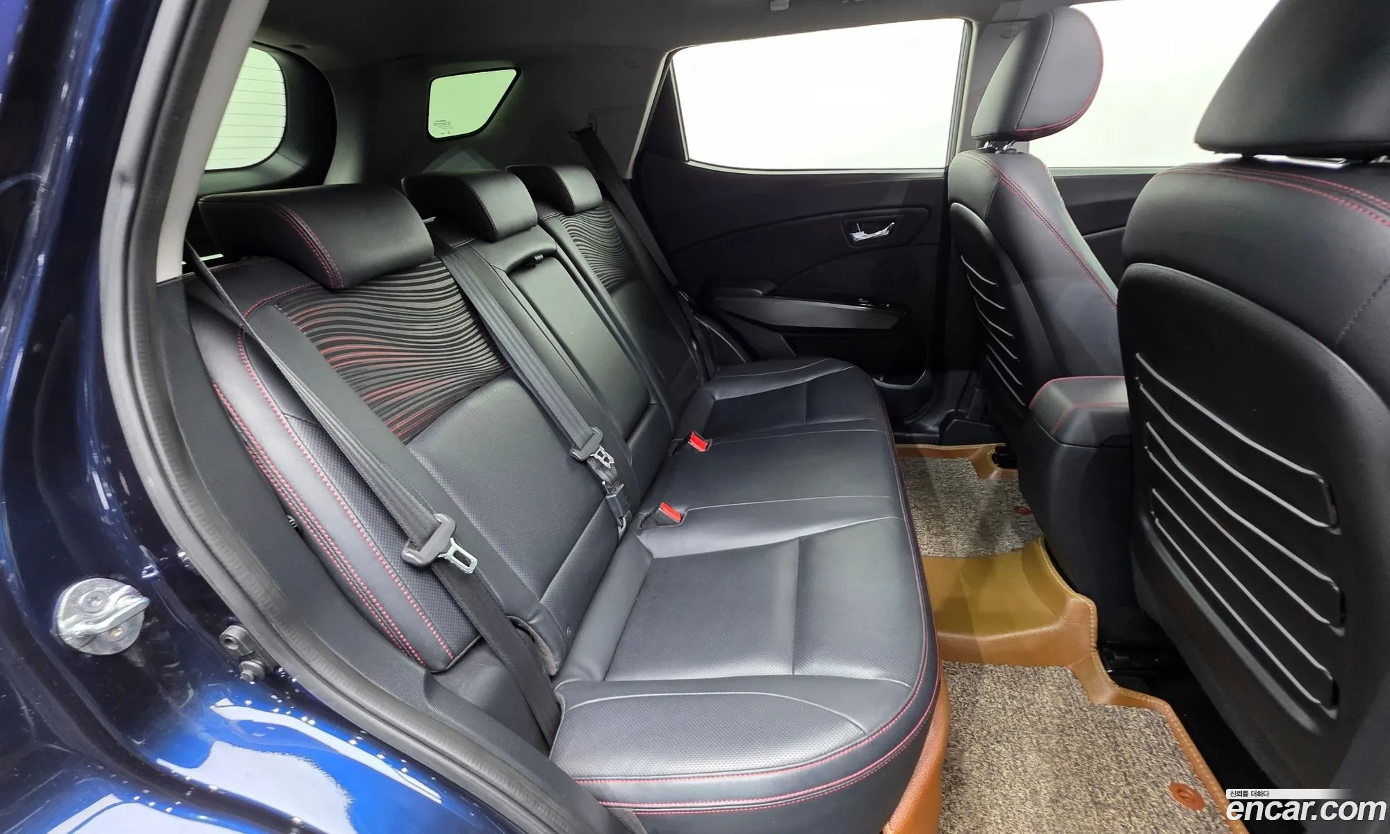 KG Mobility (SsangYong) Tivoli Air 2016 — 6