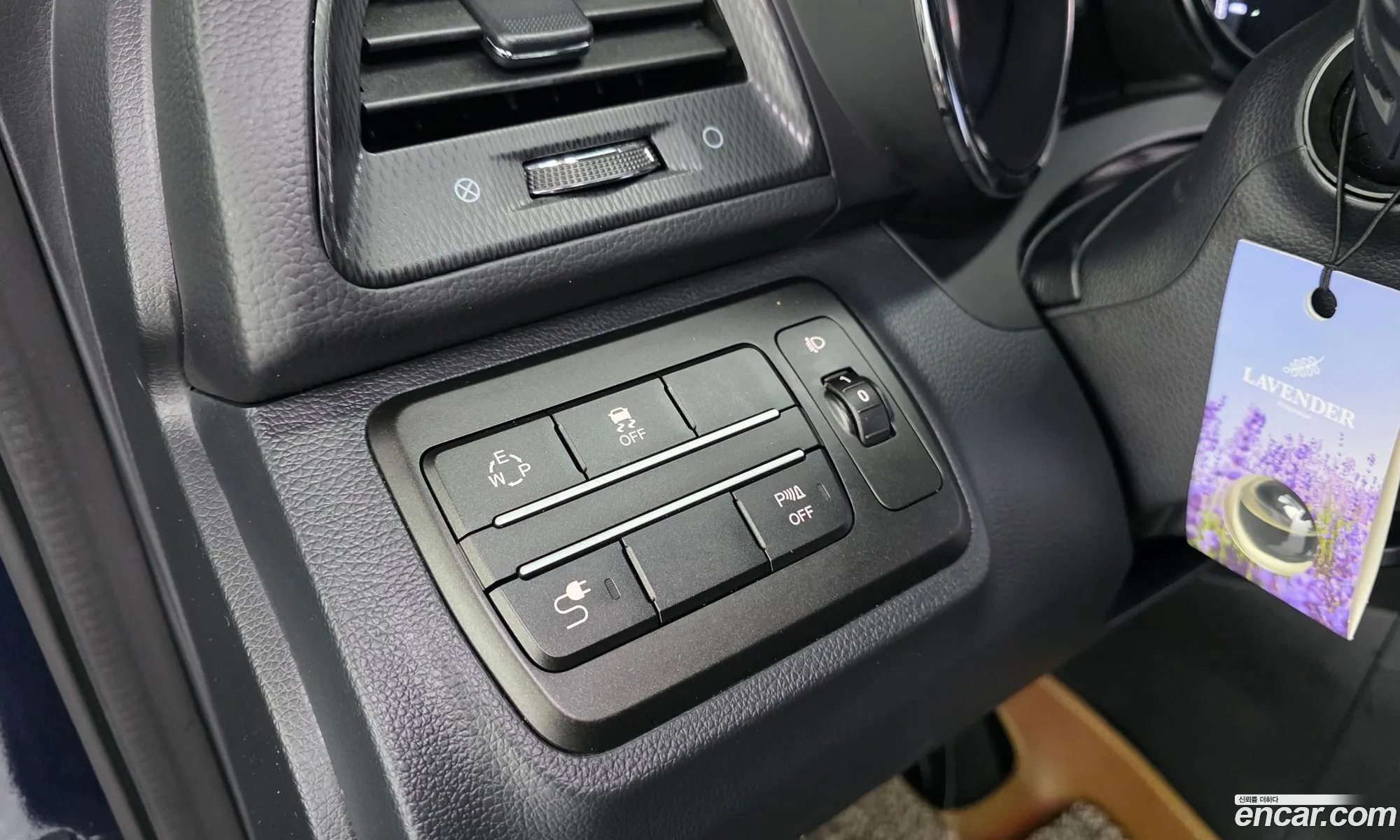 KG Mobility (SsangYong) Tivoli Air 2016 — 8
