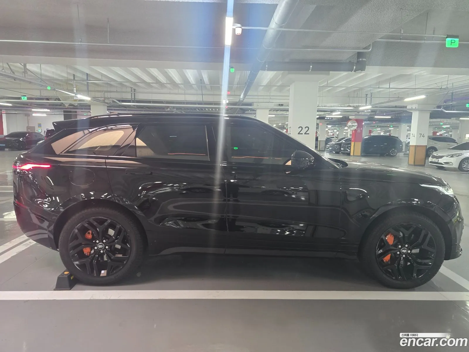 Land Rover Range Rover Velar 2024 — 13