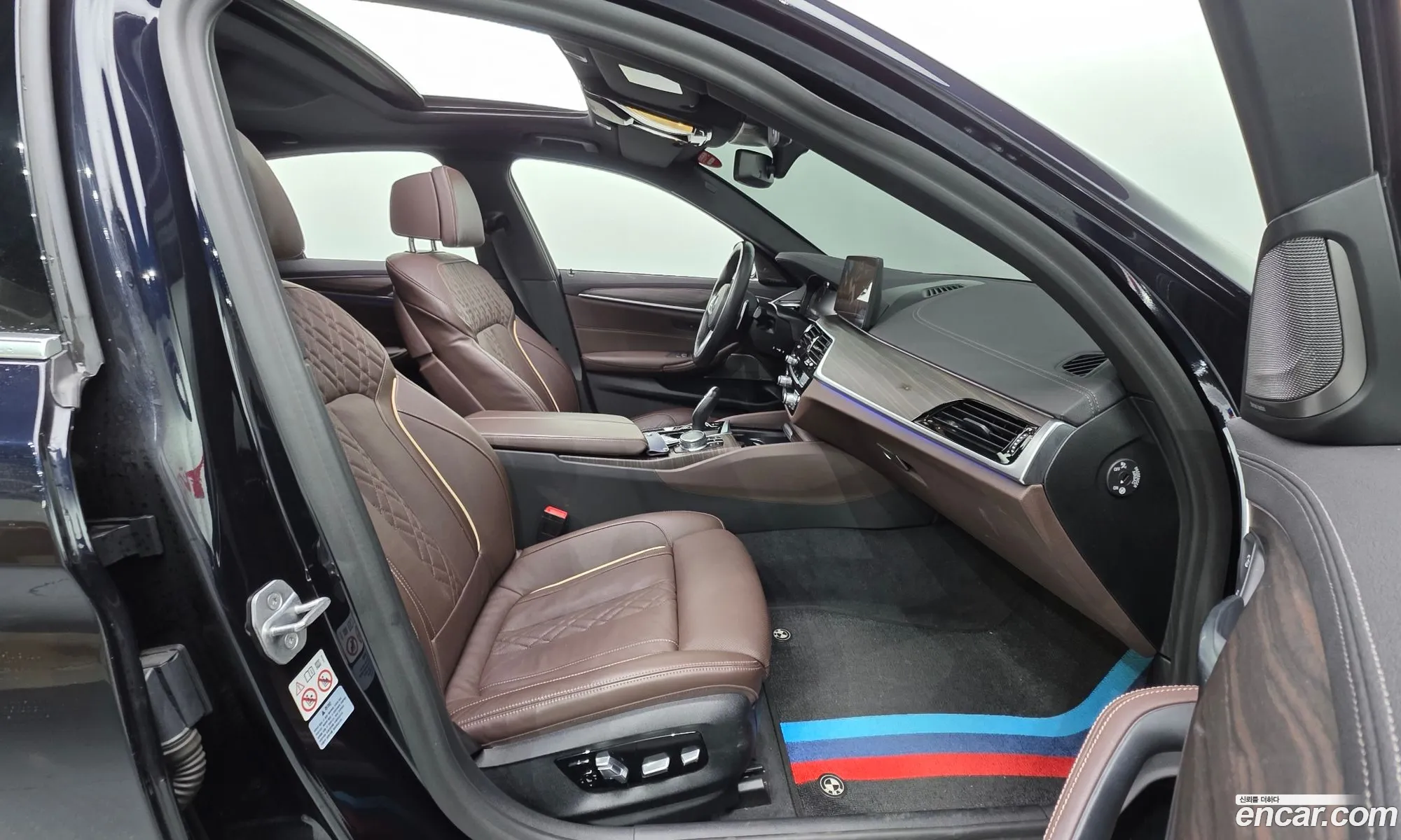 BMW 5 Series 2021 WBA71BH07MWX14283 — 6