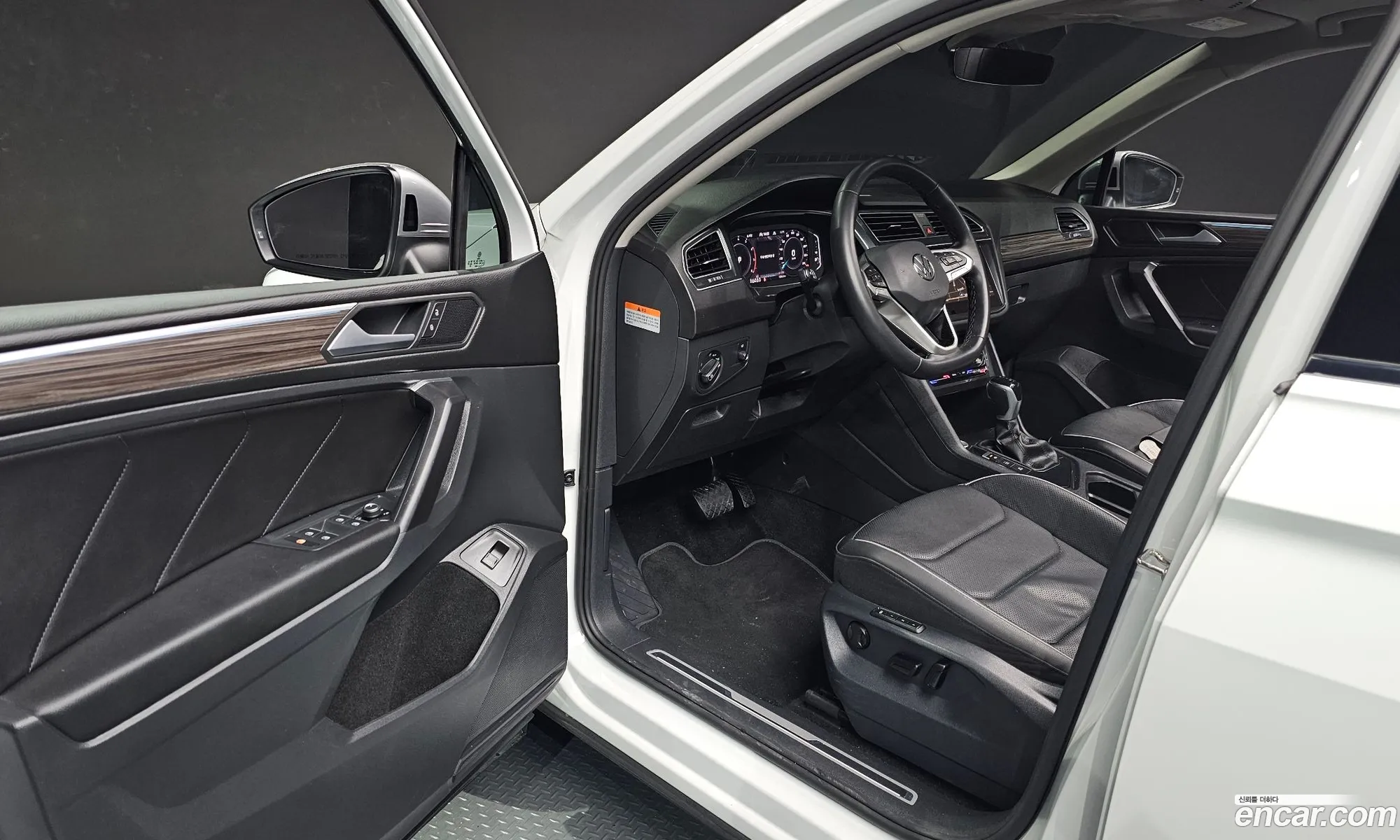 Volkswagen Tiguan Allspace 2023 — 3