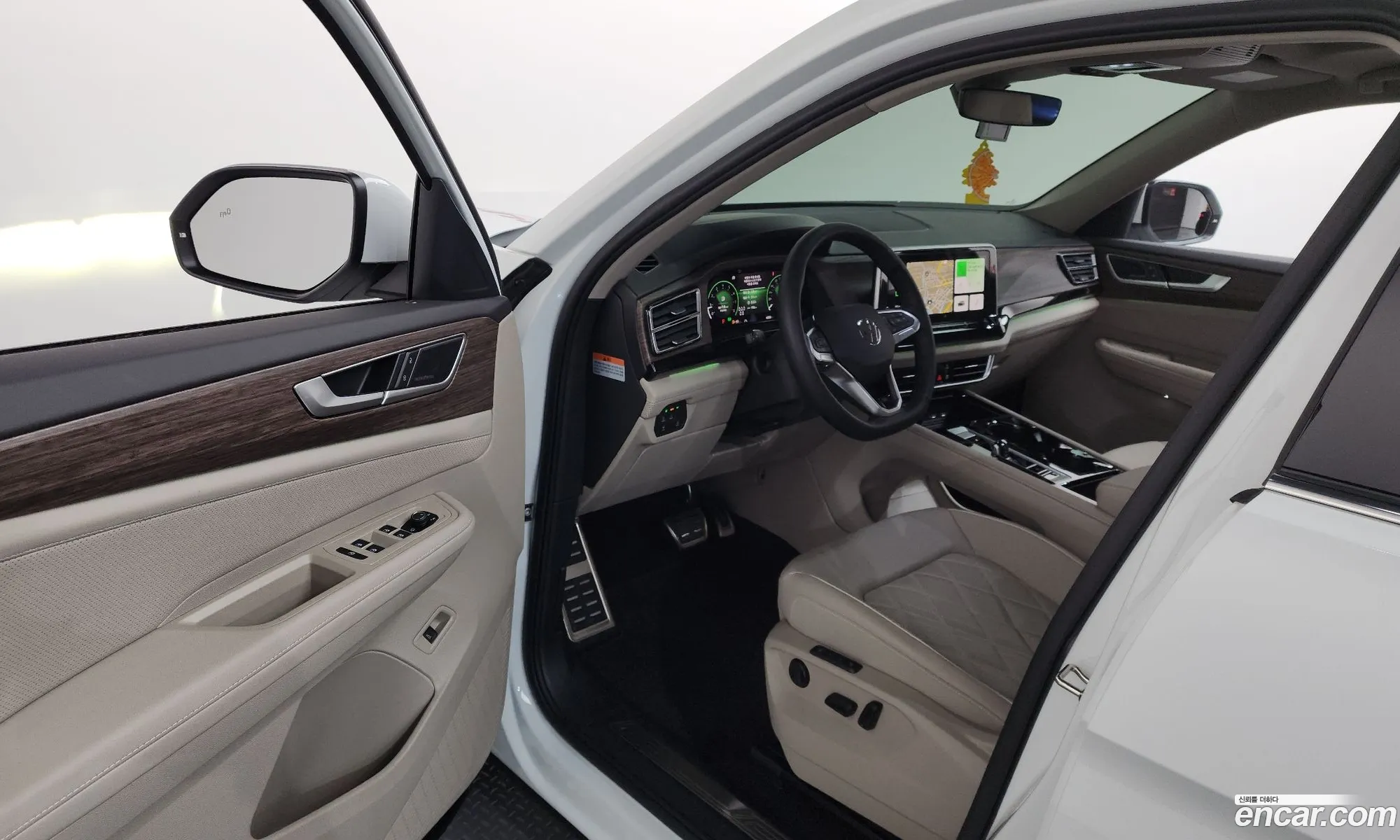 Volkswagen Atlas 2025 1V2FM2CA111111111 — 3