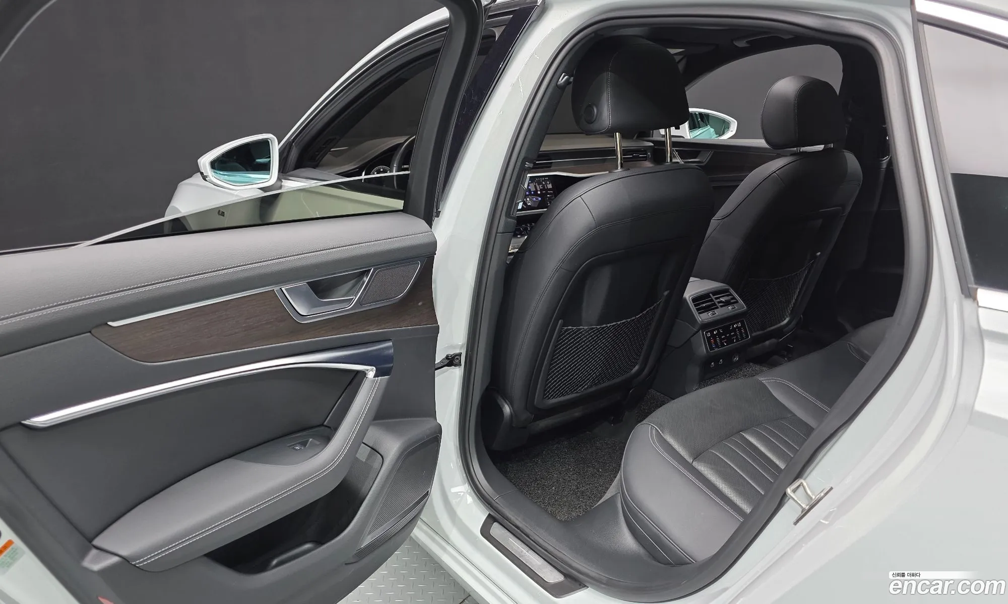 Audi A6 2023 — 7