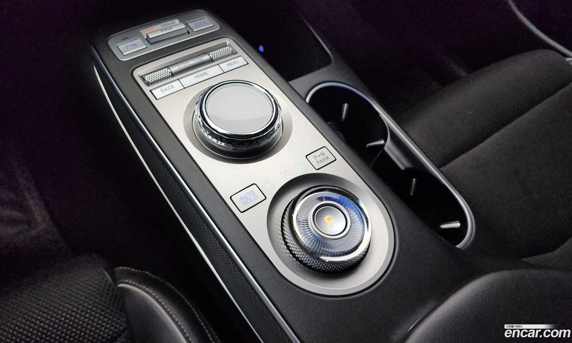 Genesis GV70 2021 — 7