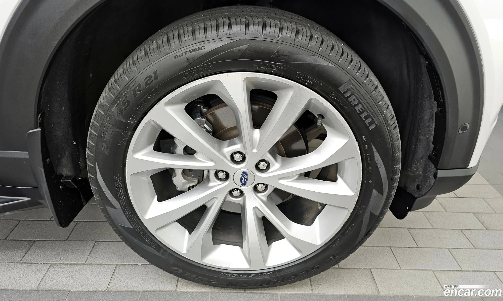 Ford Explorer 6th Gen 2021 1FM5K8HC0MGC34564 — 5