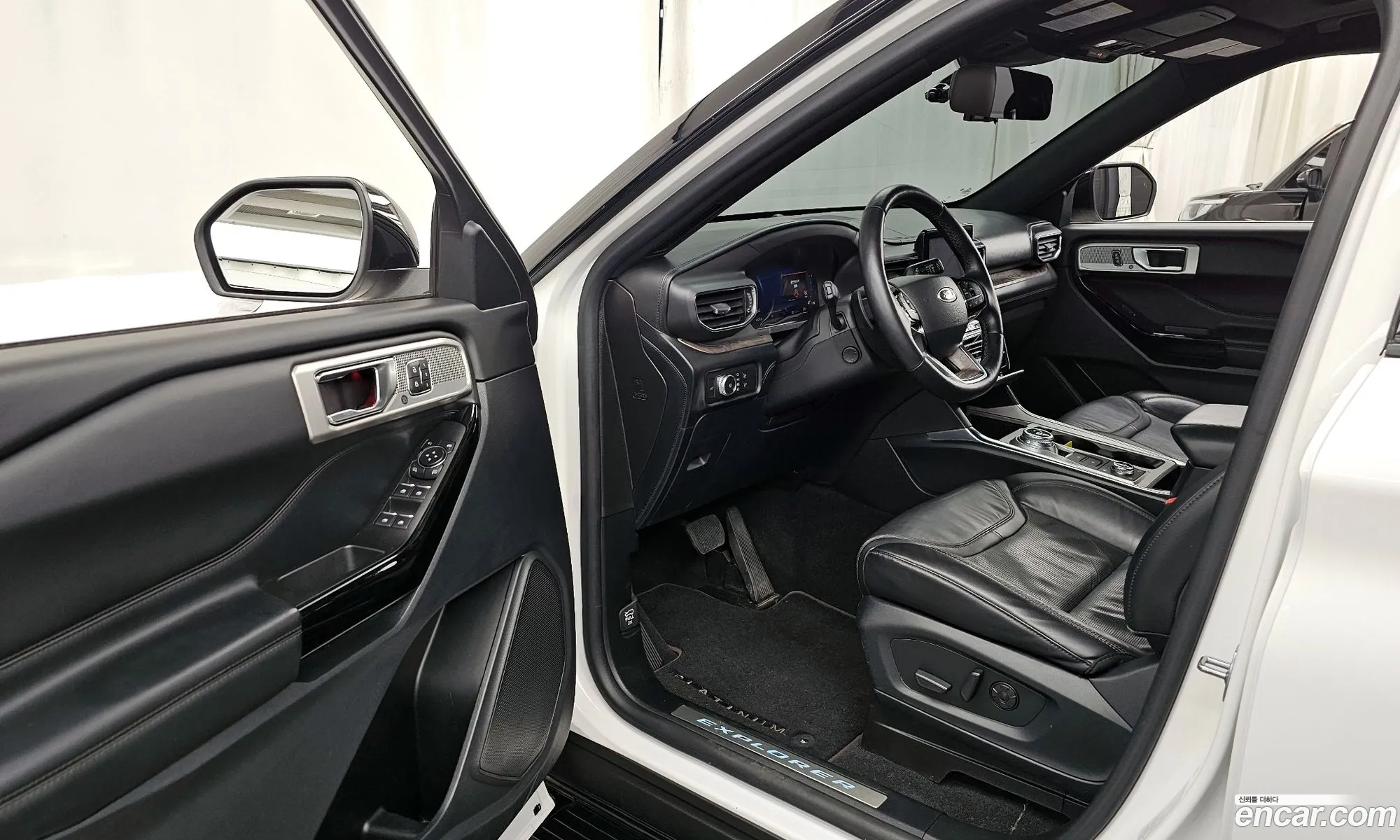 Ford Explorer 6th Gen 2021 1FM5K8HC0MGC34564 — 6