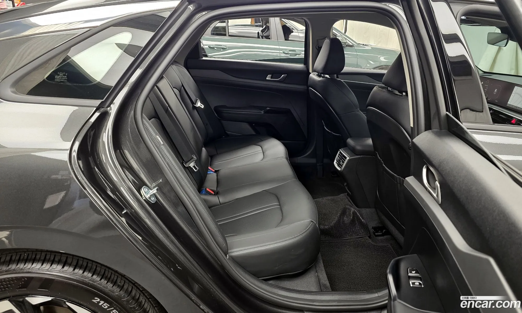 Kia K5 2025 — 10