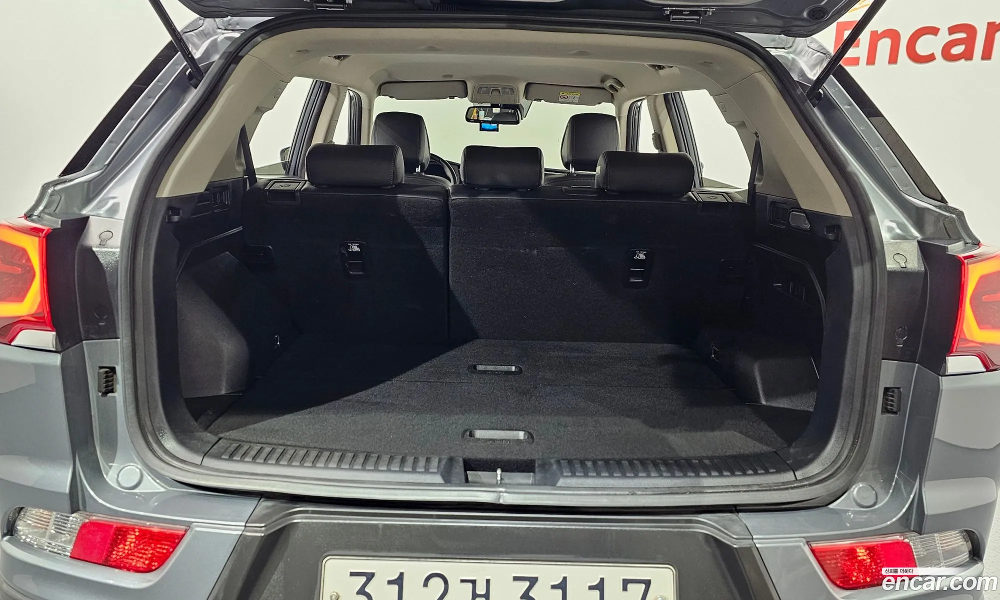 KG Mobility (SsangYong) Beautiful Korando 2021 — 12